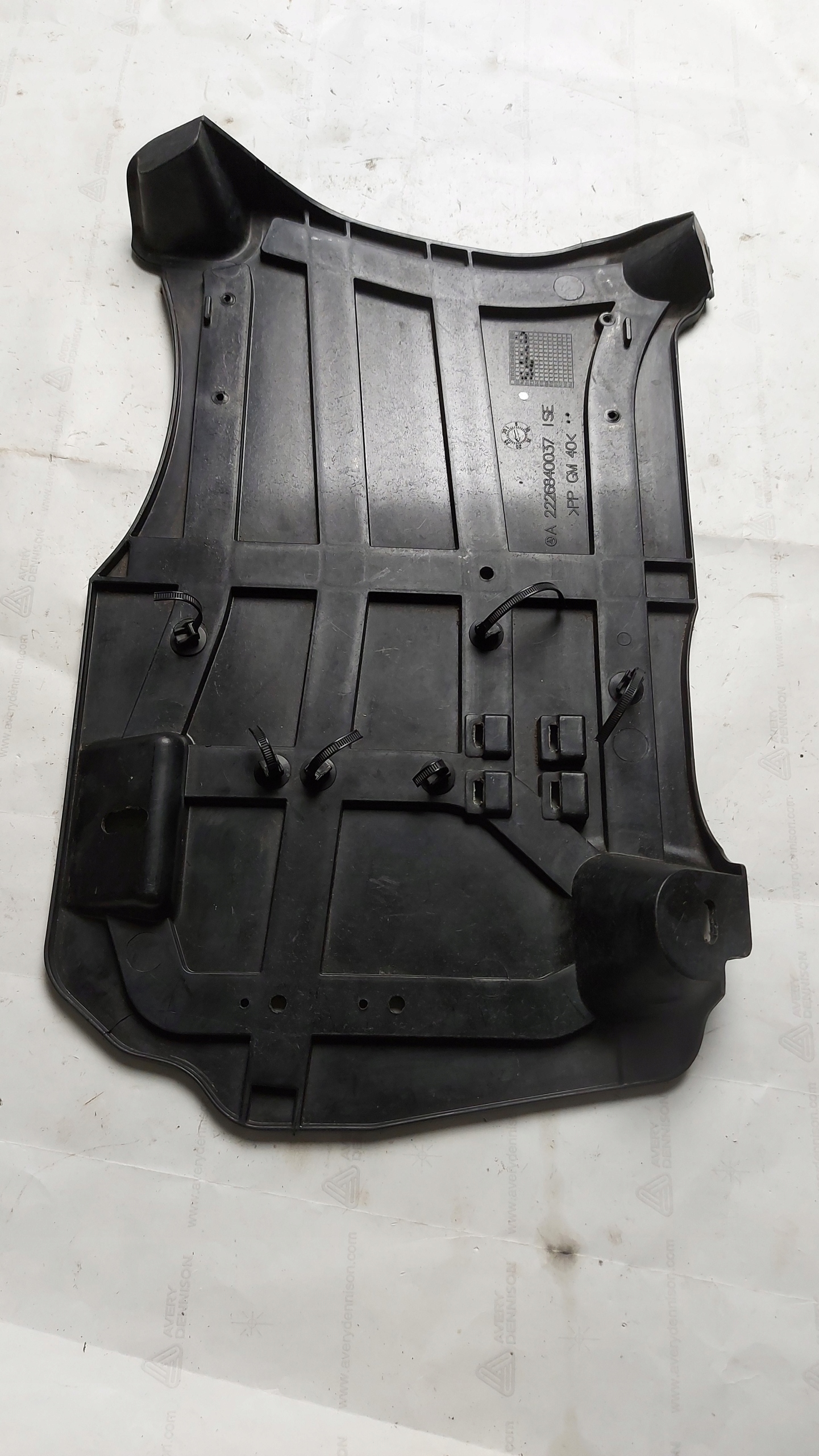 ЗАЩИТА ПЛИТА ПОД НОЖКИ ПАССАЖИРА MERCEDES S W222