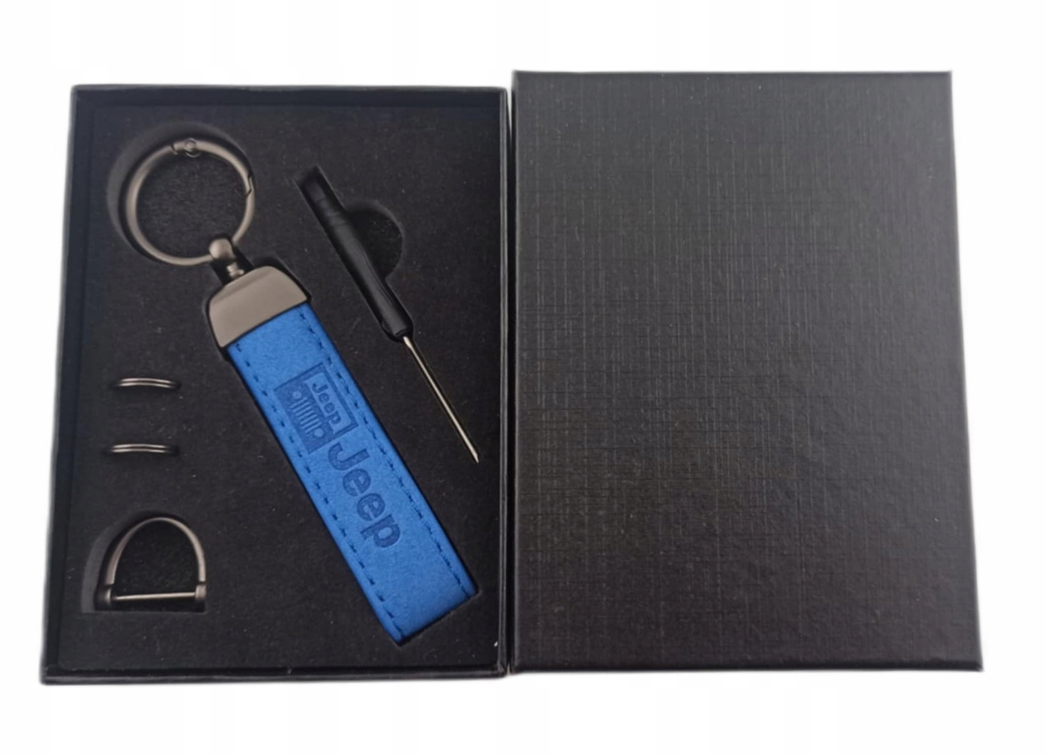 Jeep Brelok Breloczek Skóra Alcantara Niebieski Pudełko