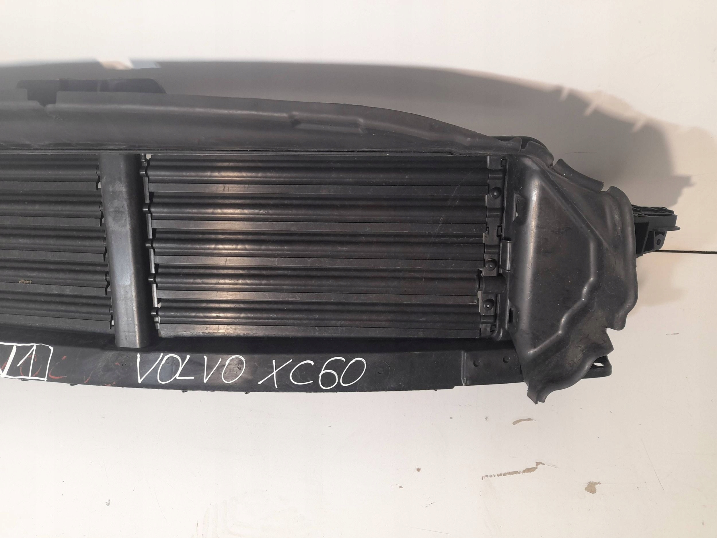 Volvo XC60 II 2,0D luftführung Kanal luft 314253653 (V1)