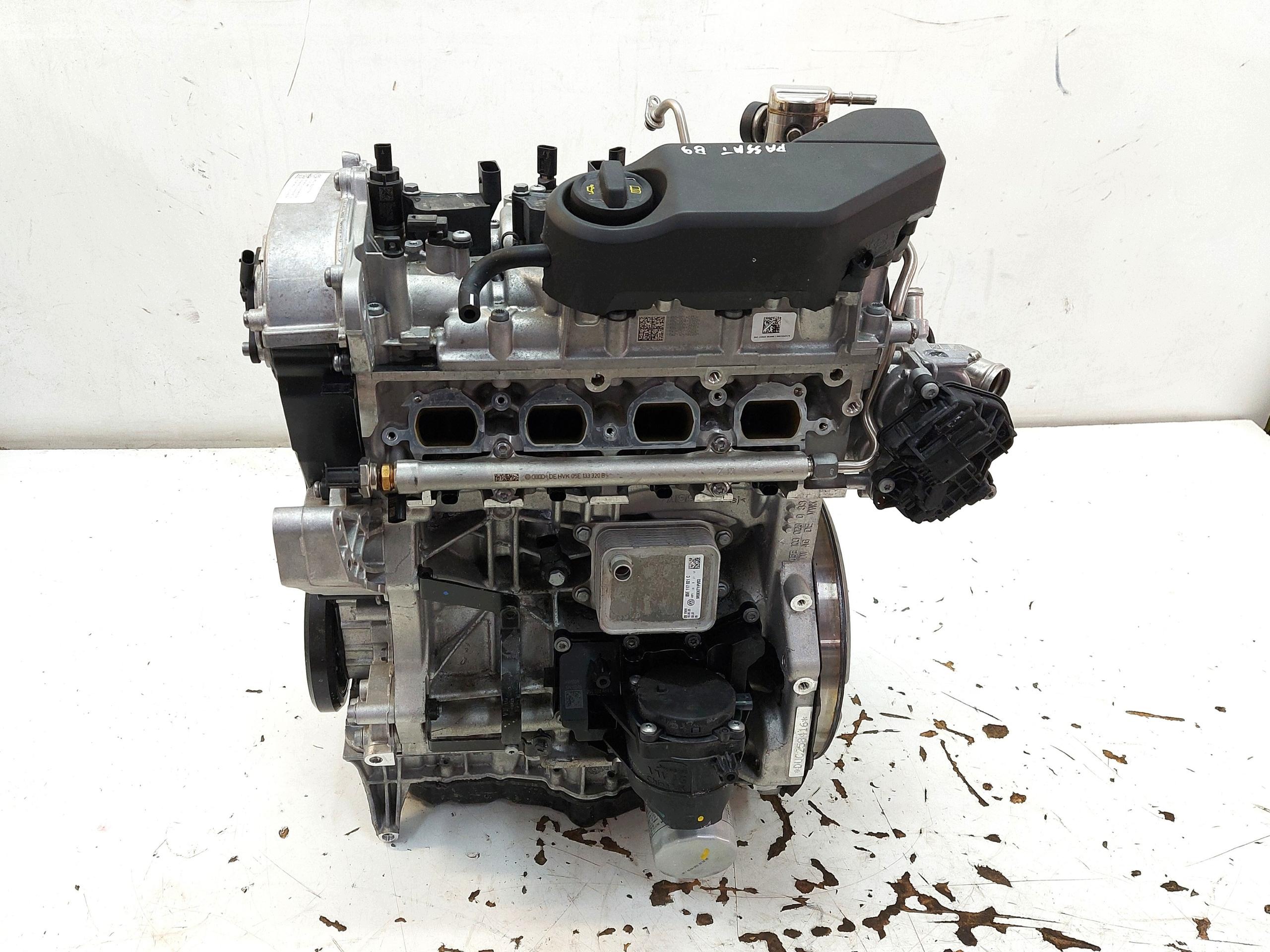 VW Passat R B9 3J0 2025r engine motor engine 1.5 e-tsi DUC