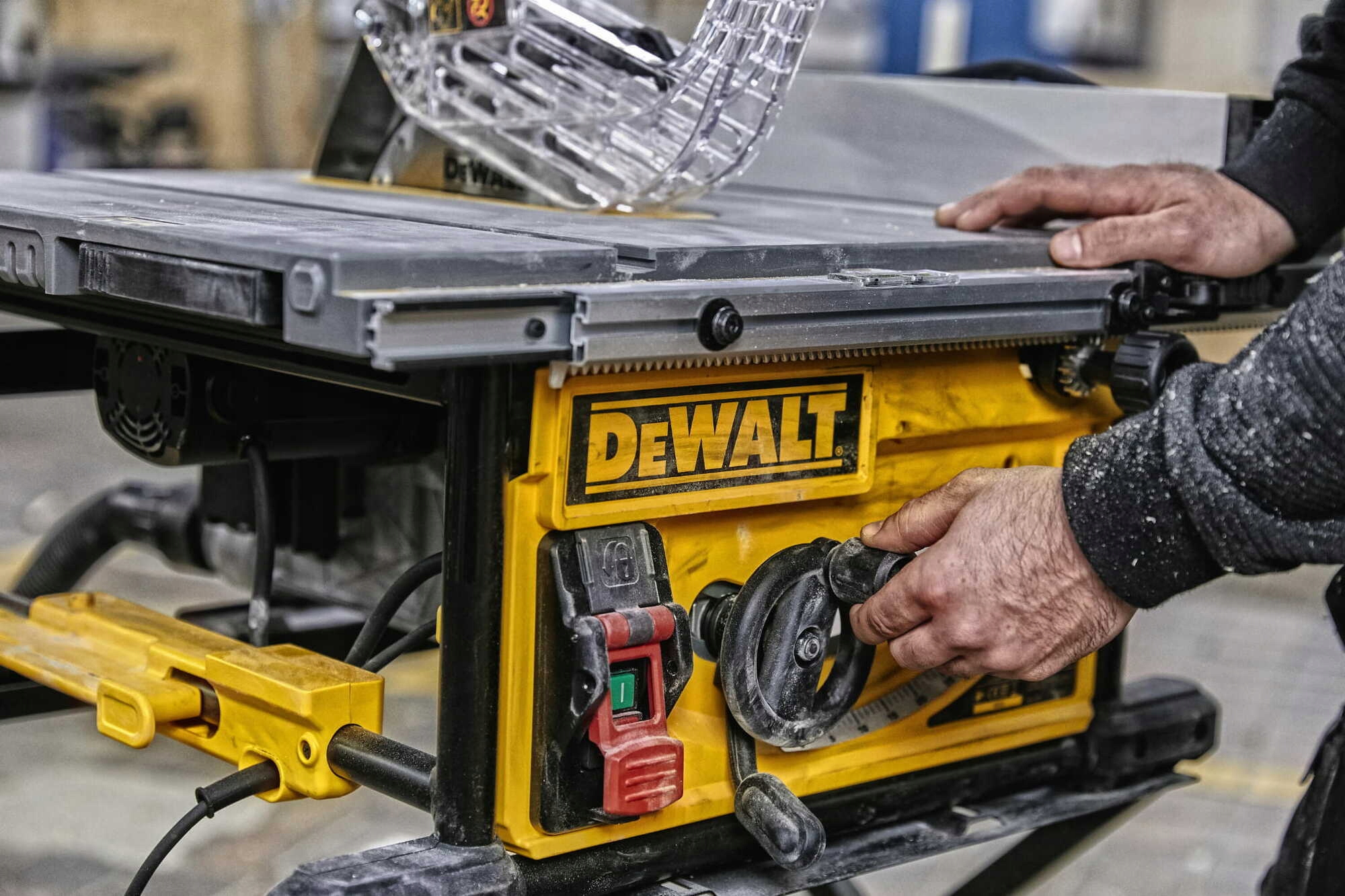 PILARKA PIŁA STOŁOWA DeWalt DWE7492 230V | 2000W Seria DWE7492