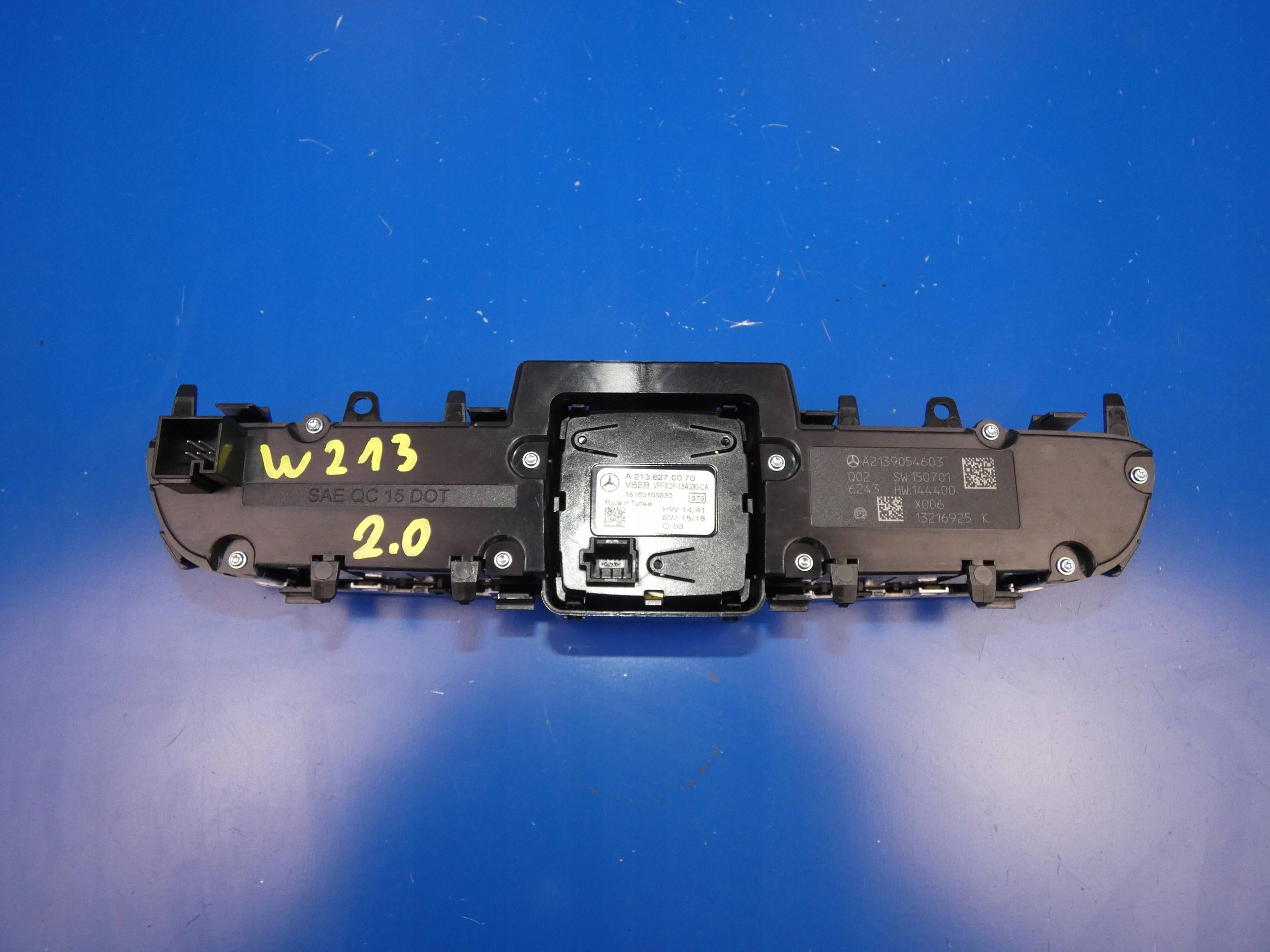 MERCEDES E KLASA W213 control panel RADIA clock PRZYCISKI