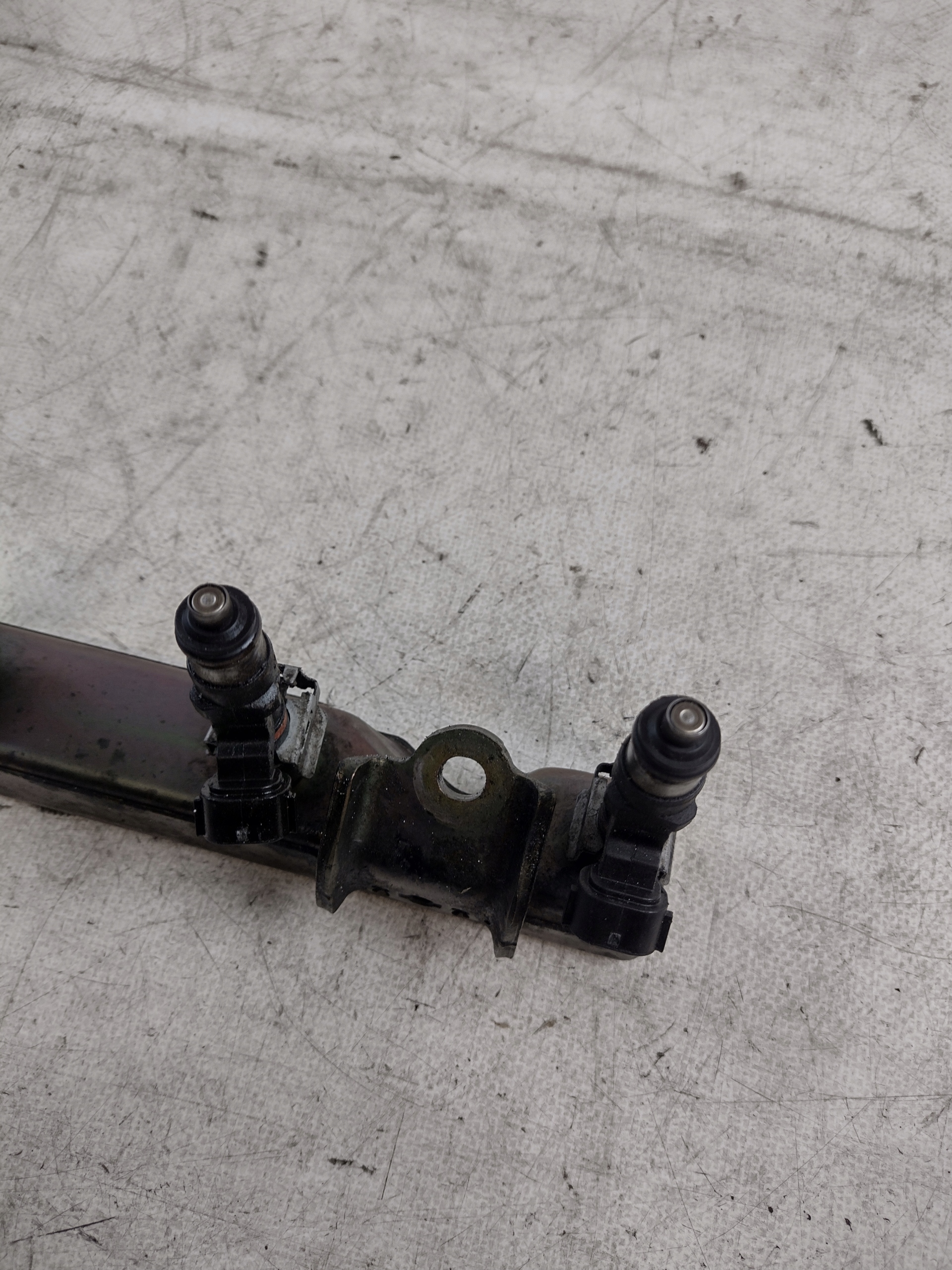 Rampe injection Nissan Micra K12 1,2B