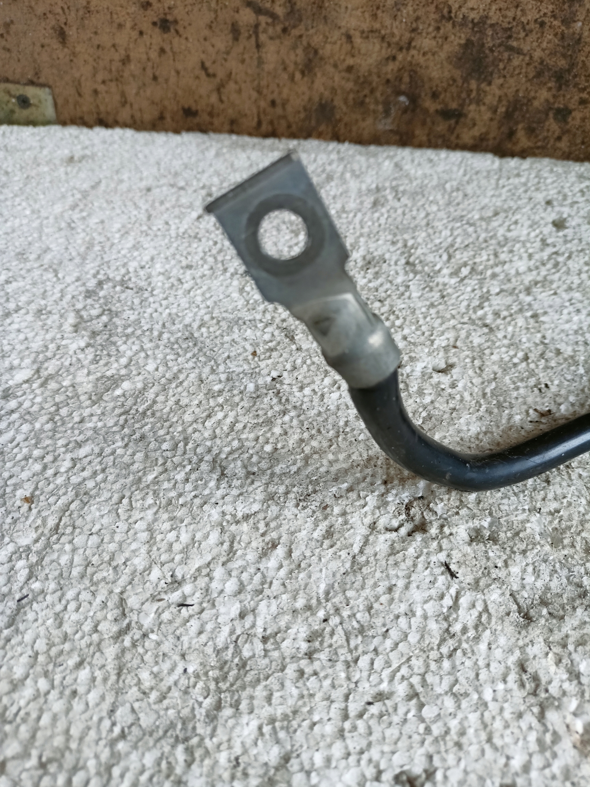 Batteriemanagement Sensor Schlauch minusowy BMW E65 6928050