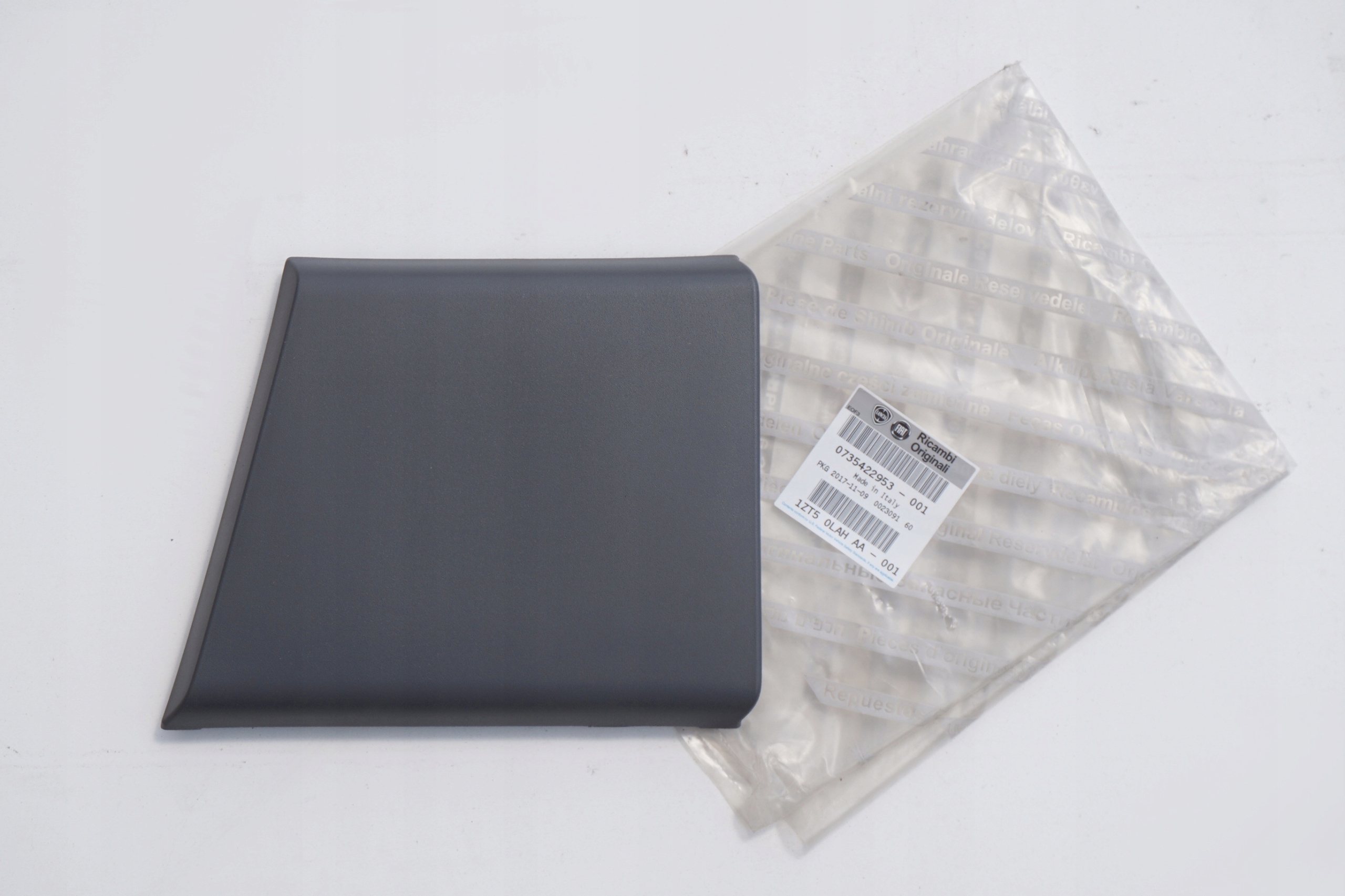 LISTWA BOCZNA LEWA SŁUPKA B POD WLEW DUCATO 06+