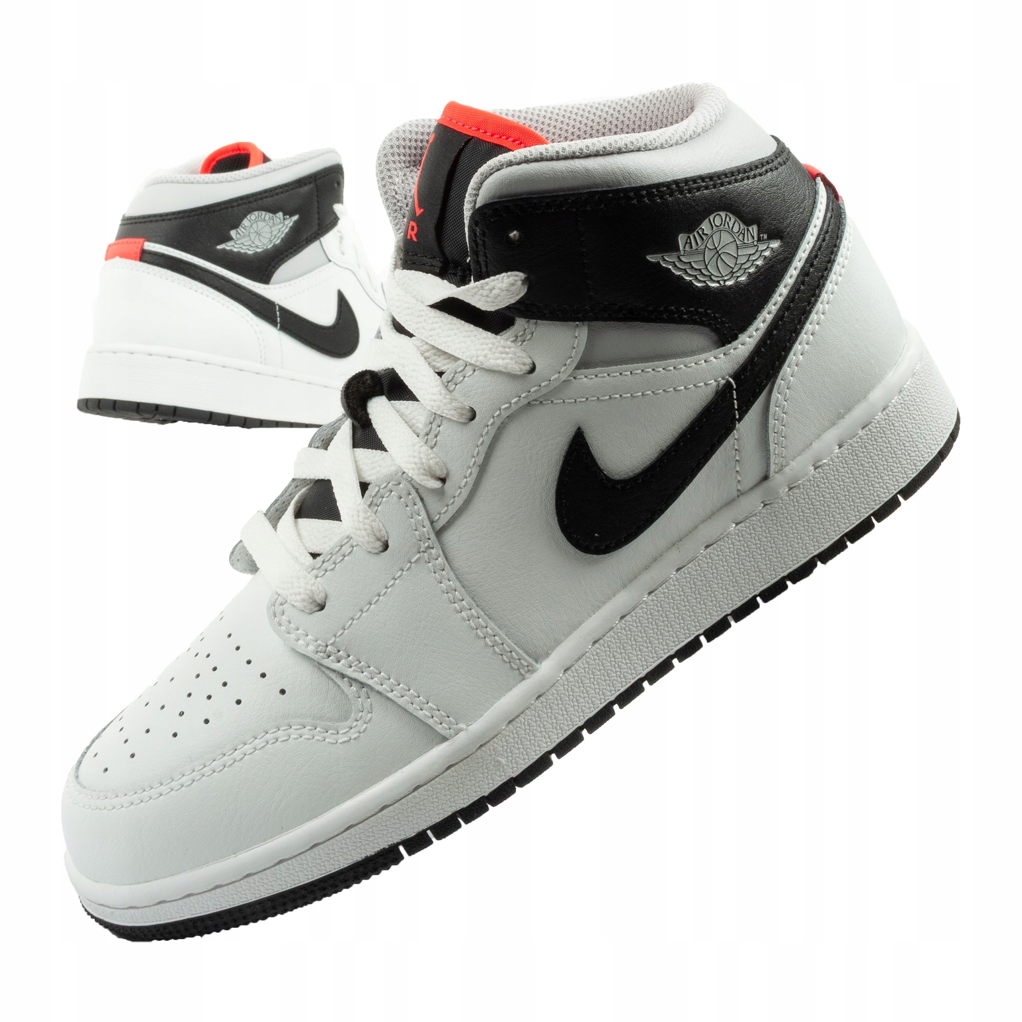 Dámské sportovní boty nad kotník Nike Air Jordan 1 vel.37,5, módní tenisky