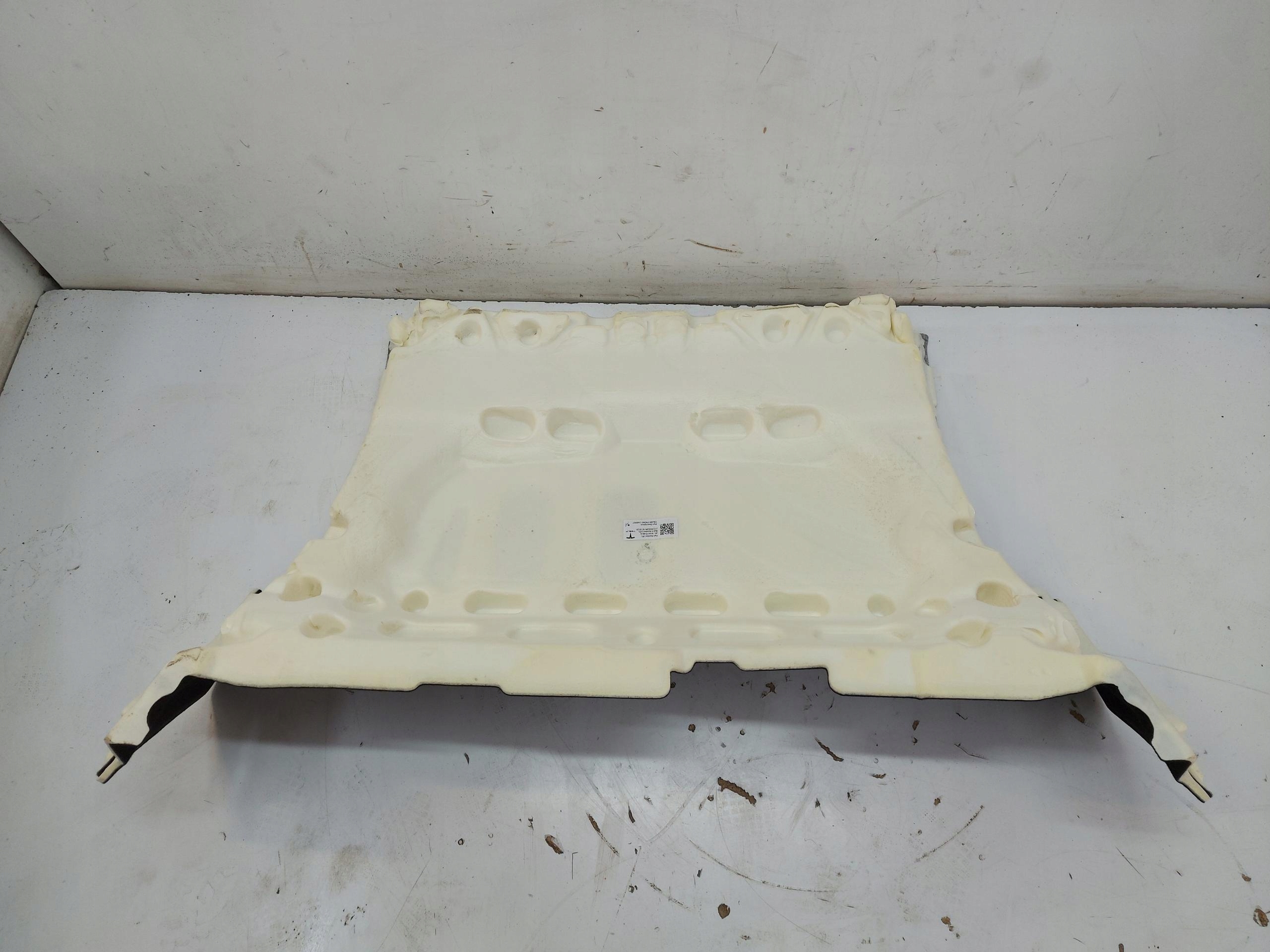 TESLA MODEL Y 2024r carpet MATA mats boot 1618173-00-A