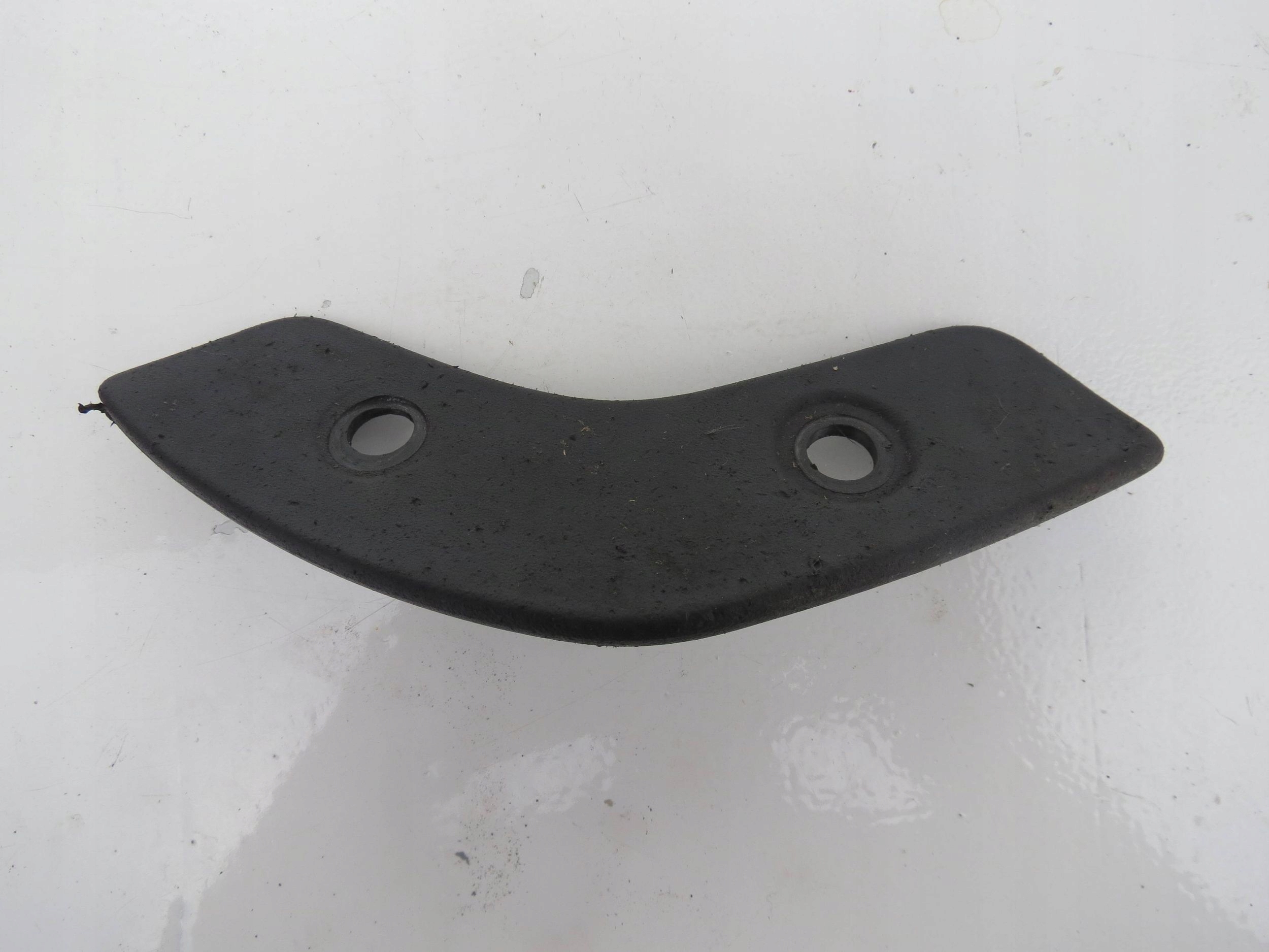 mudguard flap right front front VOLVO V60 31335026