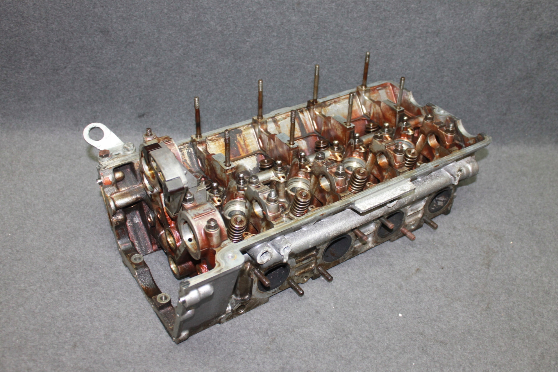 BMW E65 735i 3.5 3.6i N62B36A head. left ZYL 1-4 - 7506404