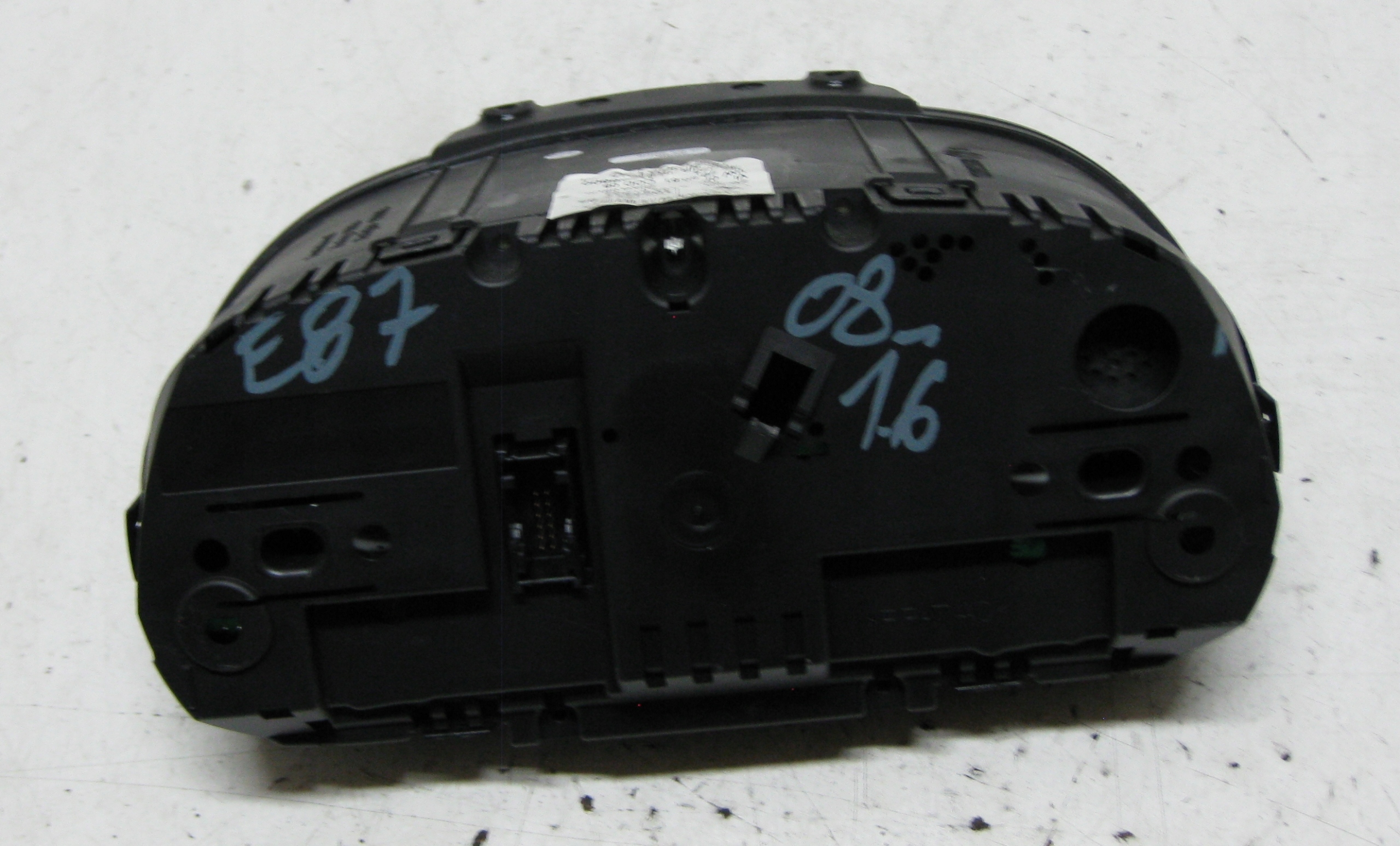 BMW E87 2.0 and 08R dials dials 9166813