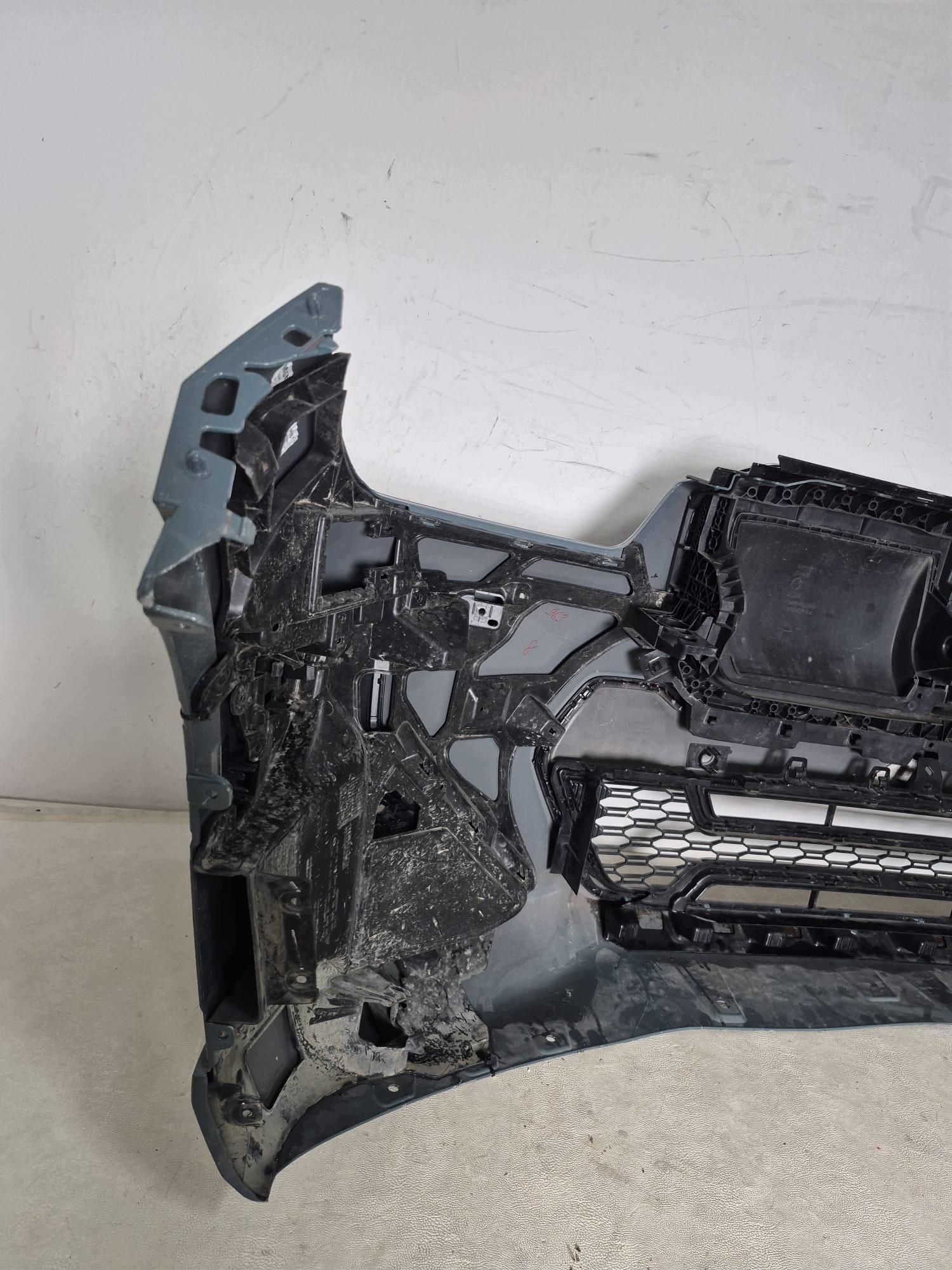BMW X1 U11 m-packet 22- bumper front front PDC 8601652