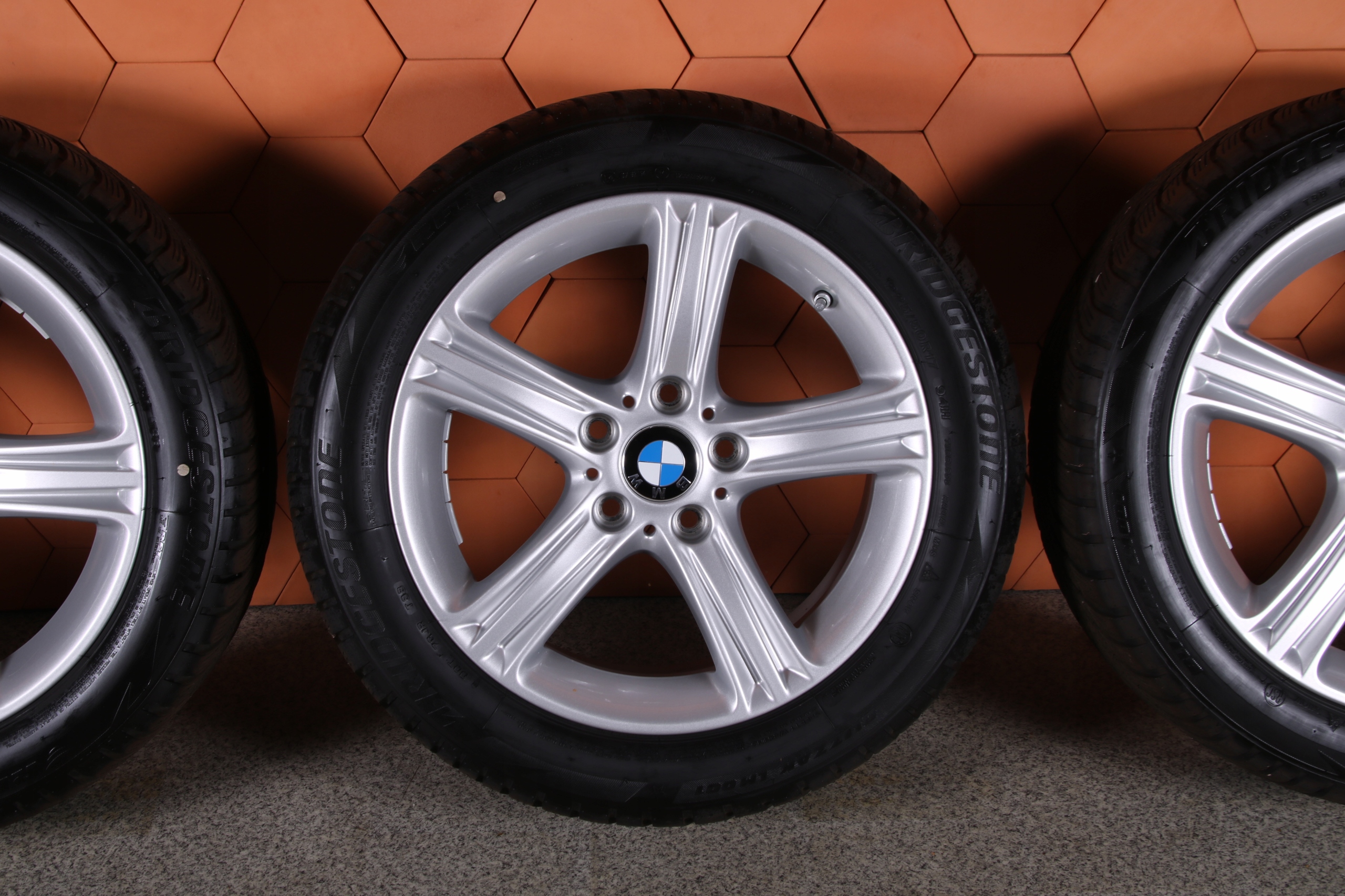 BMW F30 F31 F32 F33 F36 KOŁA ZIMOWE FELGI OPONY Producent felg BMW OE