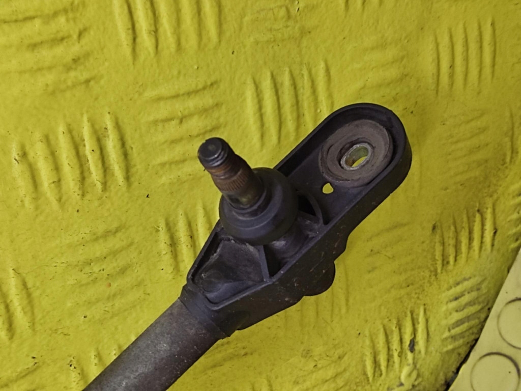 RENAULT SCENIC II wiper mechanism front