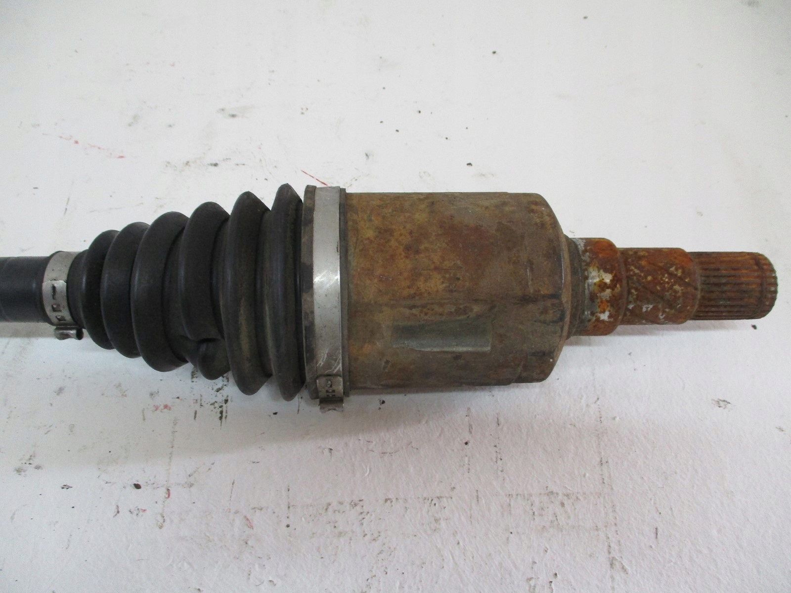 semi-axis left RENAULT KANGOO 391017156R