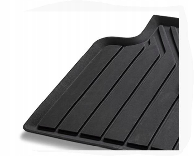 Dywaniki gumowe do Audi Q5 Oe 8MA061511Nowe,oryginalne
