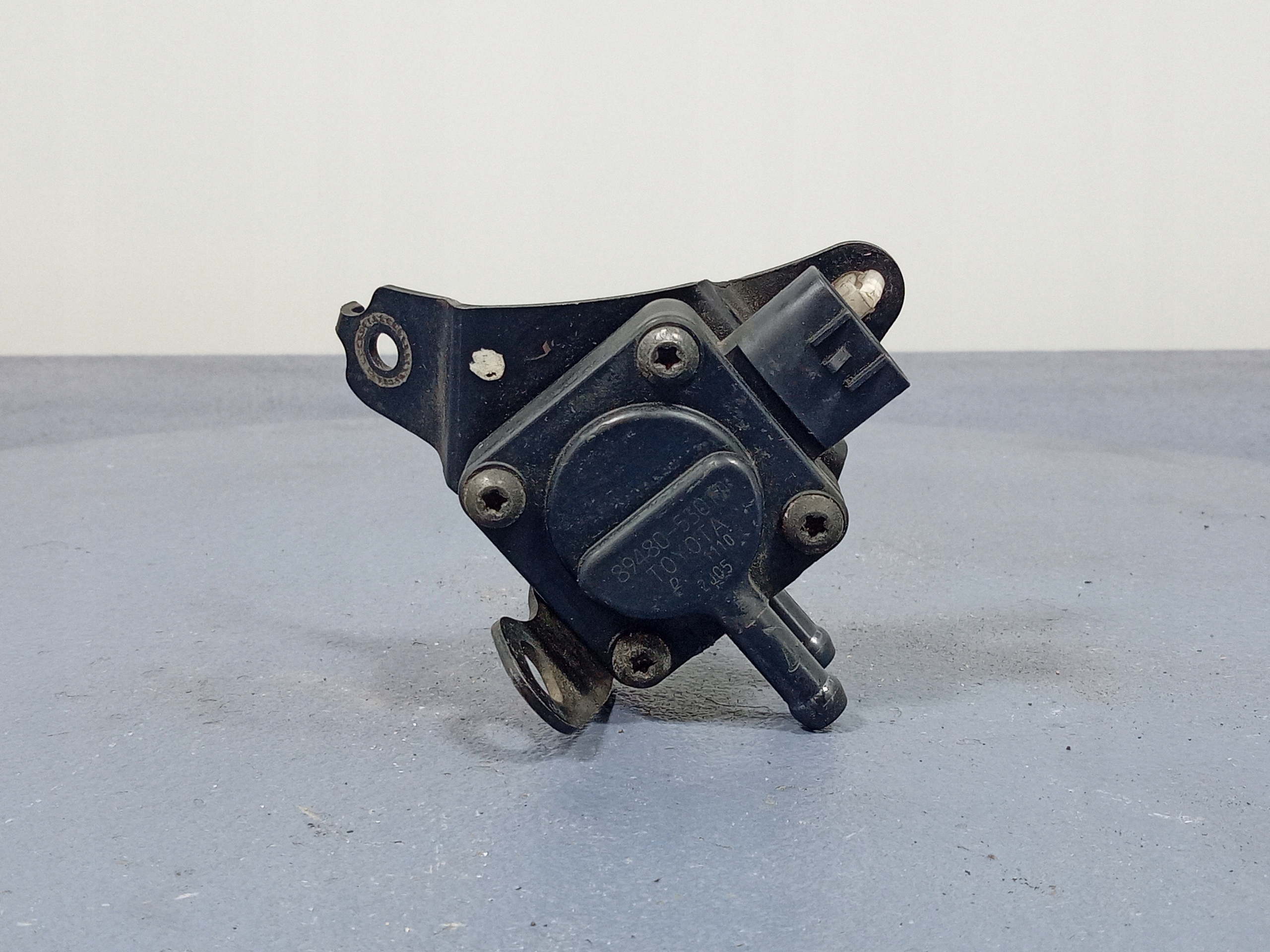 LEXUS IS II 220d датчик тиску DPF 89480-53010