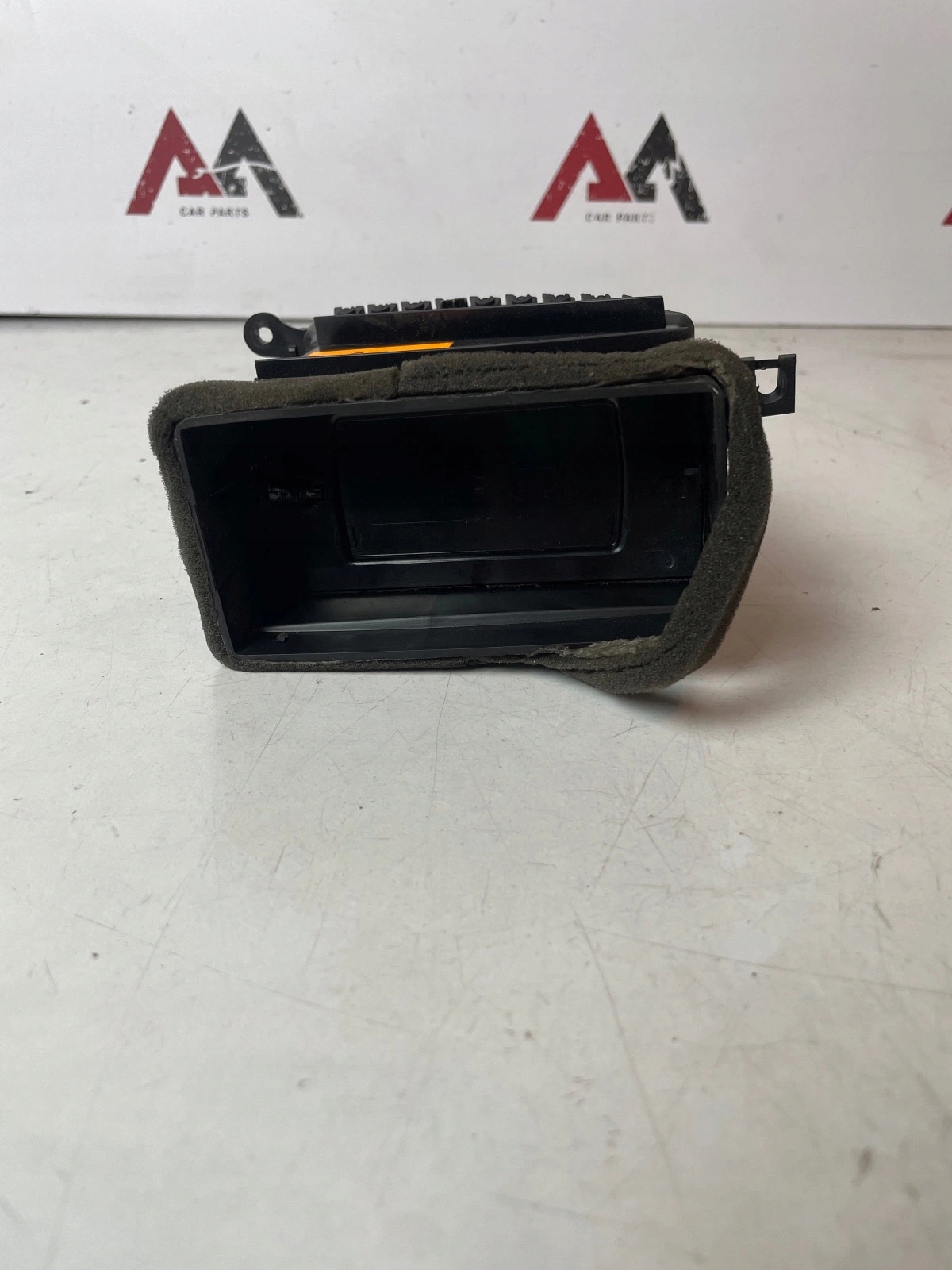 grid air conditioning devices central right Nissan Navara d40 Pathfinder R51