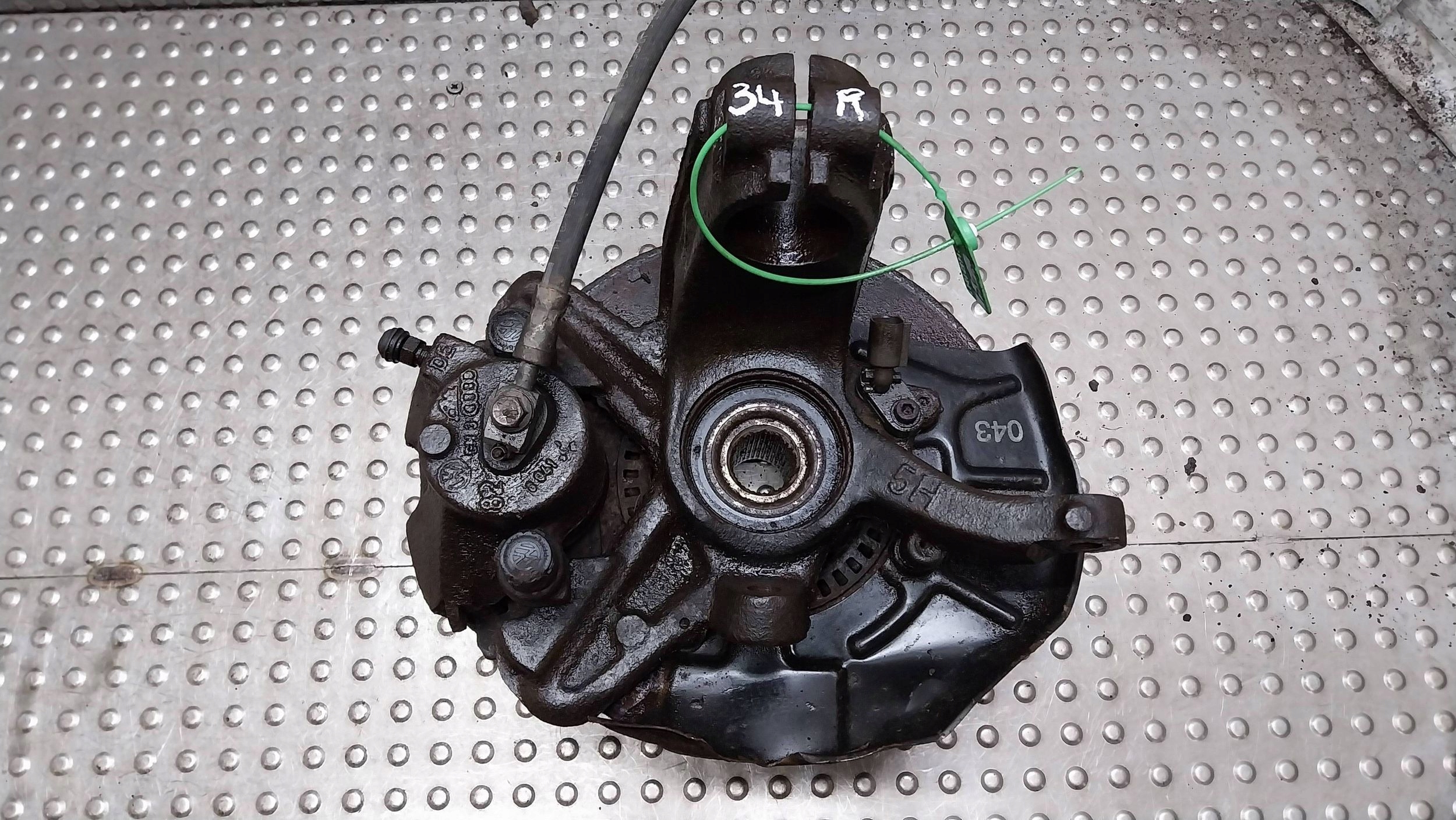 Mozzo FUSELLO Destra Anteriore 1J0407256H VW GOLF IV A3 8L OCTAVIA e LEON e 1.6B