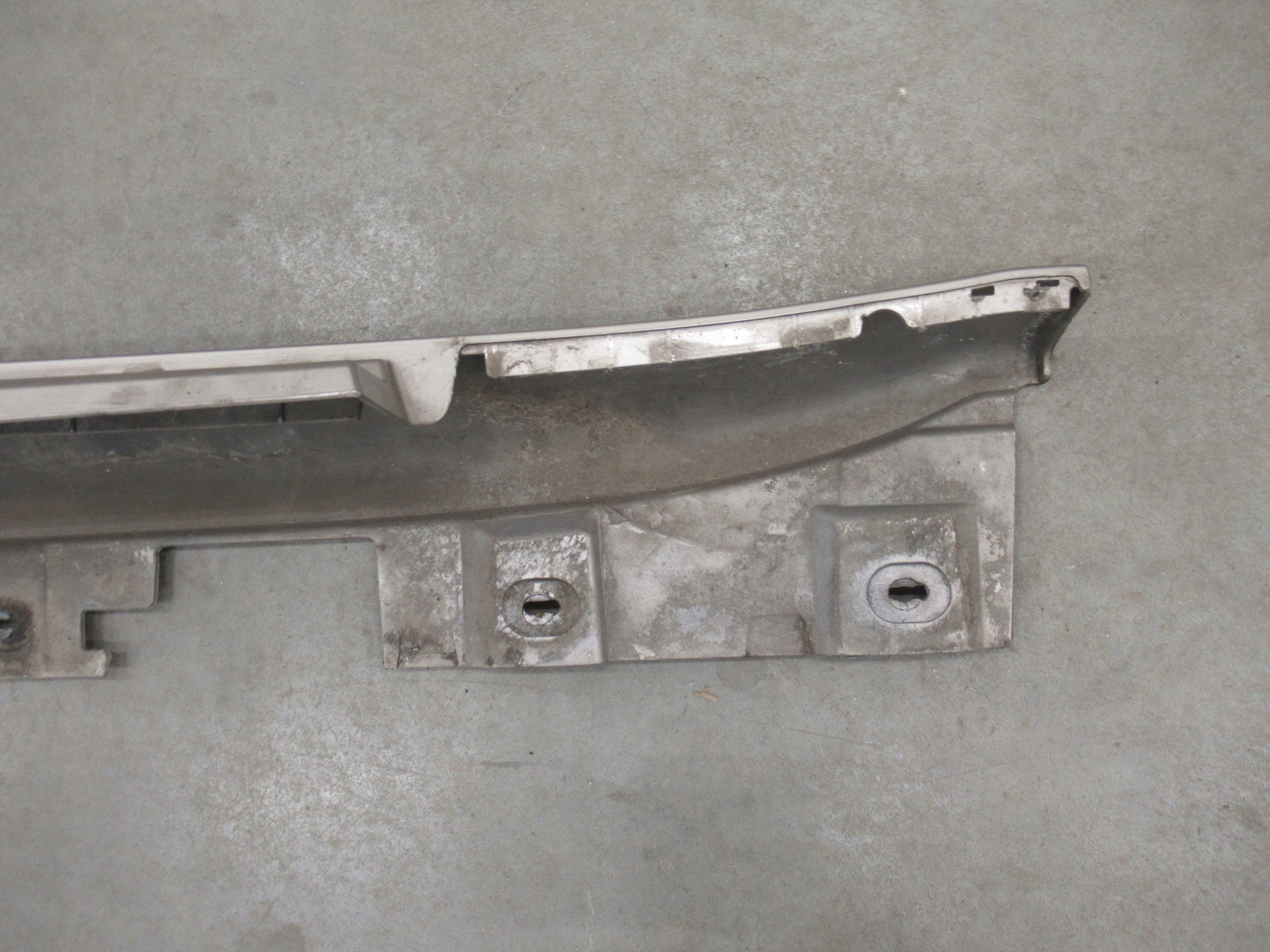 moulding threshold left BMW F01 F02 F04 Kaschmirsilber