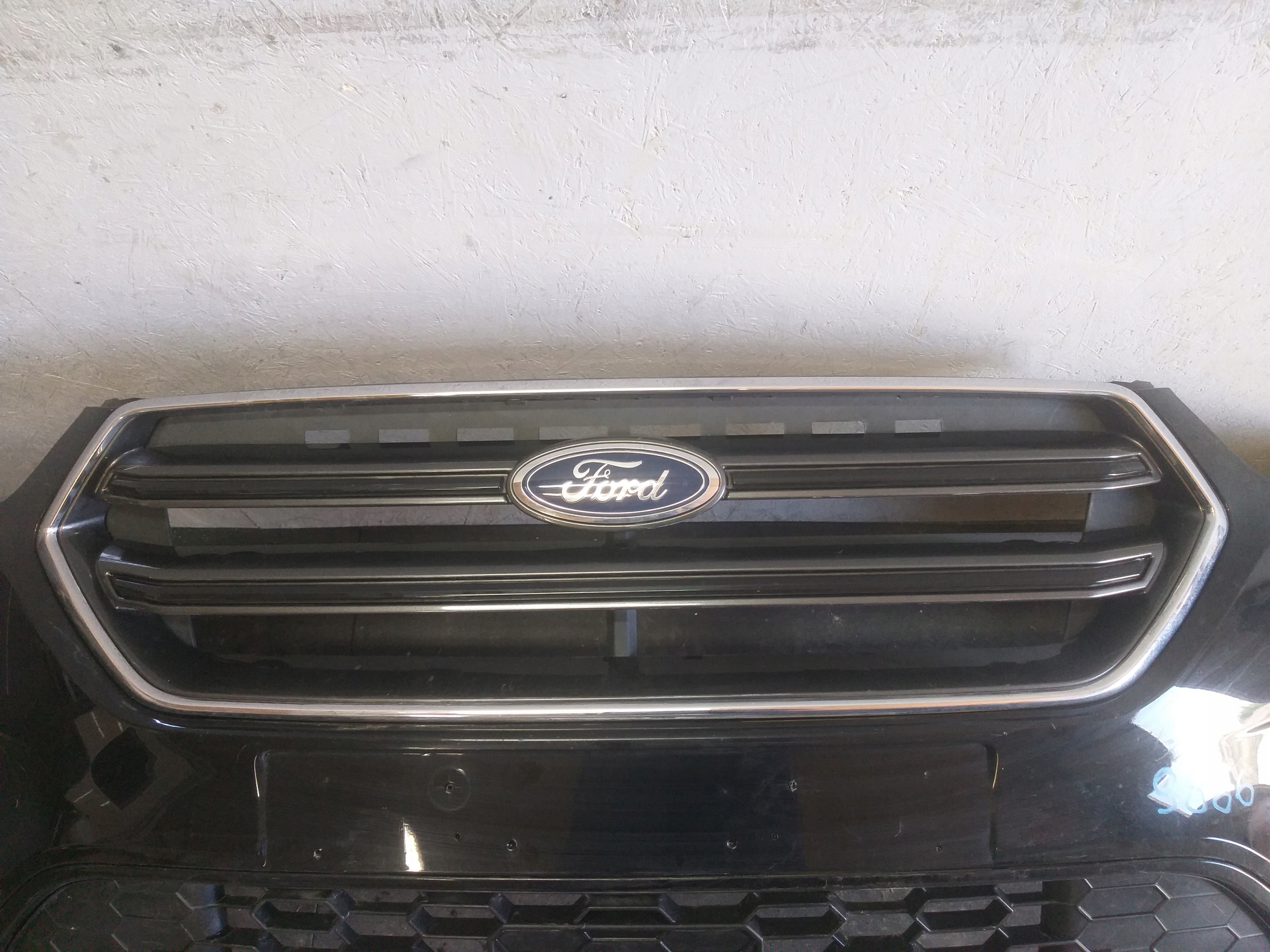 nárazník předek FORD KUGA MK2 LIFT ST