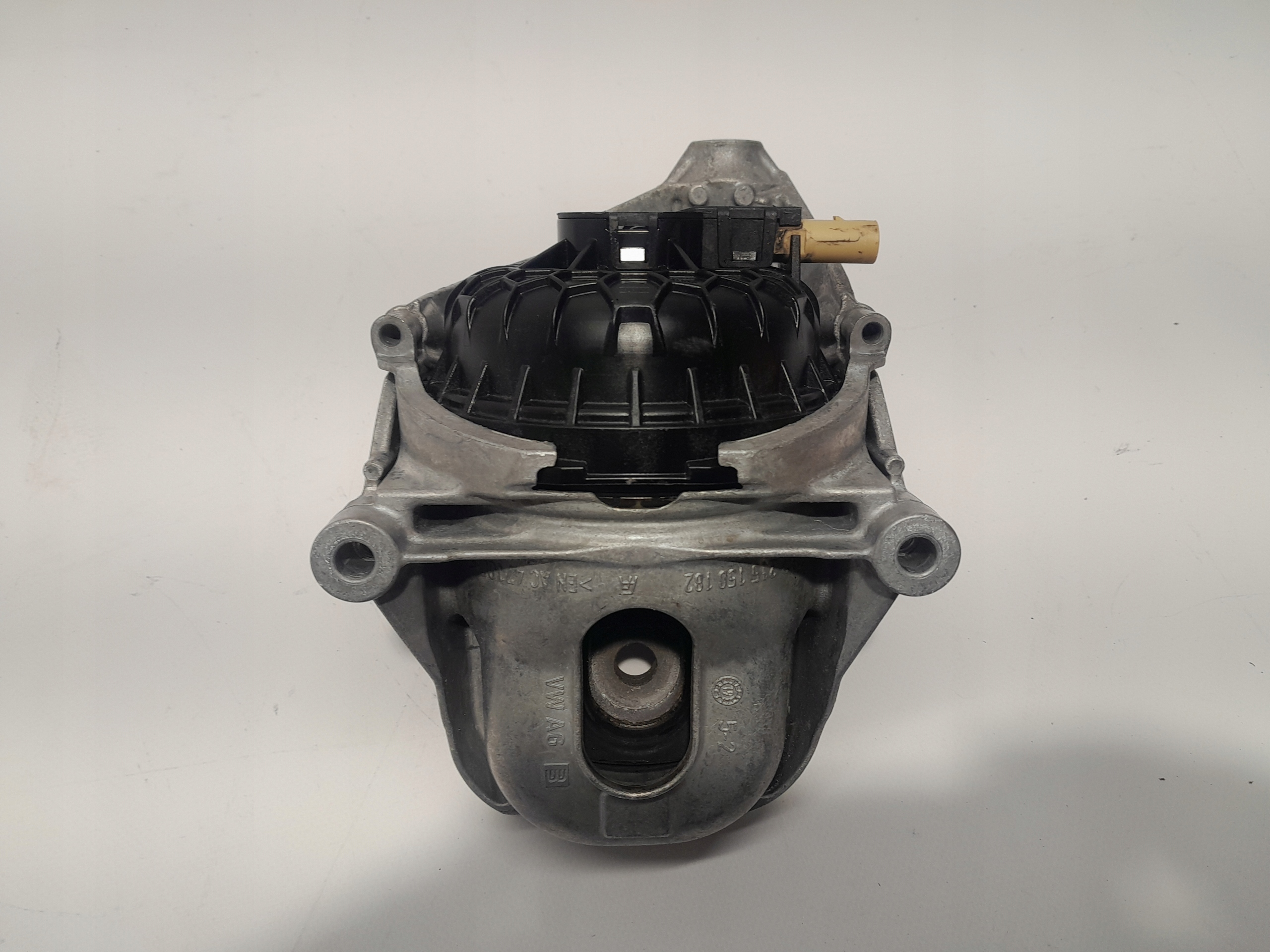 AUDI A5 F5 8W A4 B9 holder engine mount left 4M0199371FC