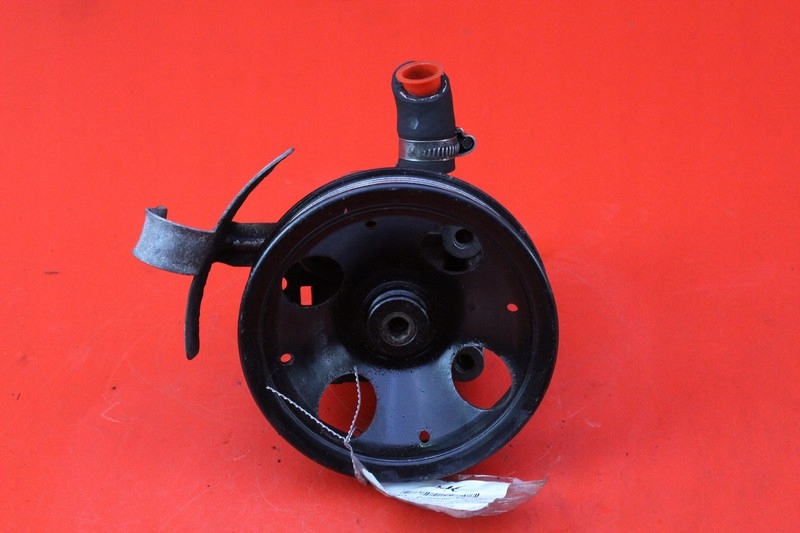 Насос гідропідсилювача VOLVO V70 2 II 2.4 D5 02R