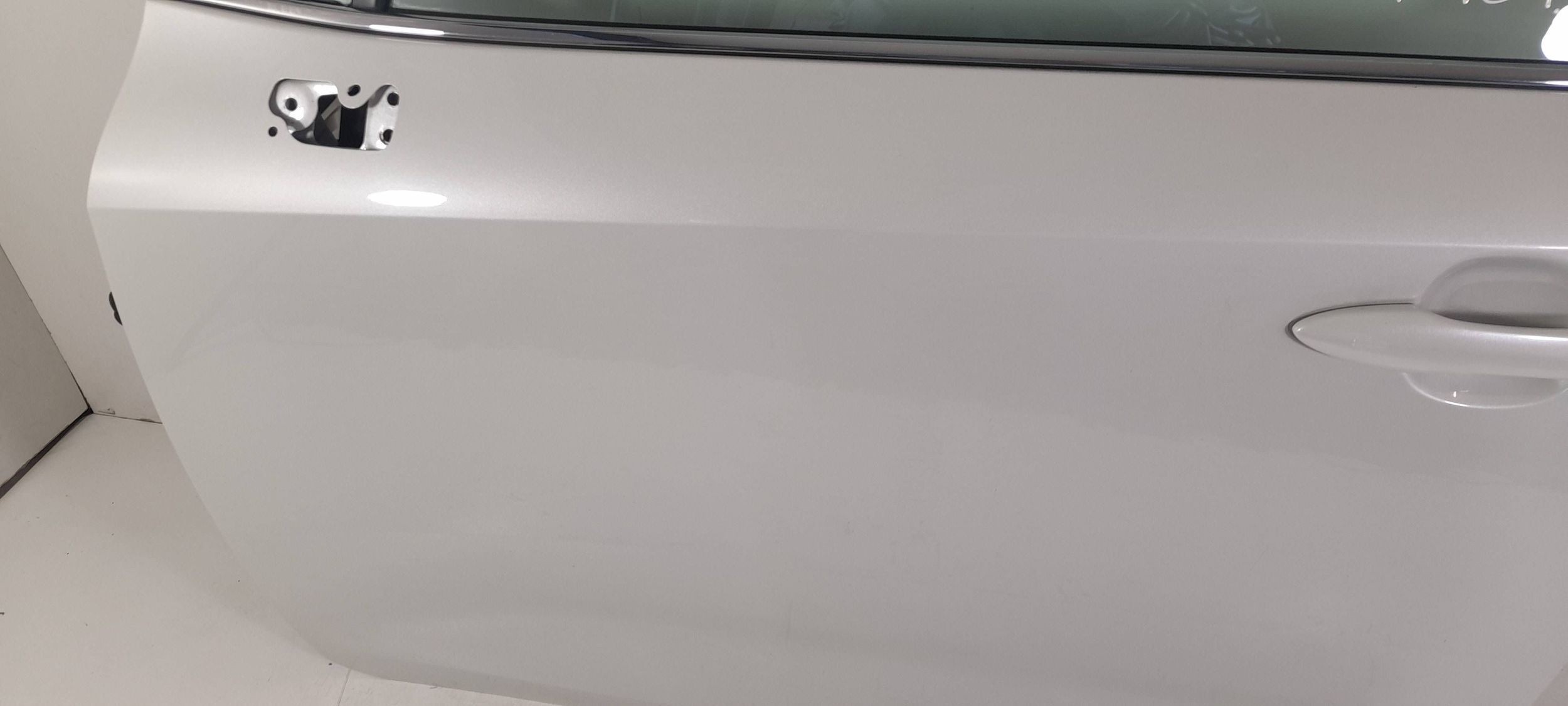 Toyota Corolla E21 door front left 070 (T481)