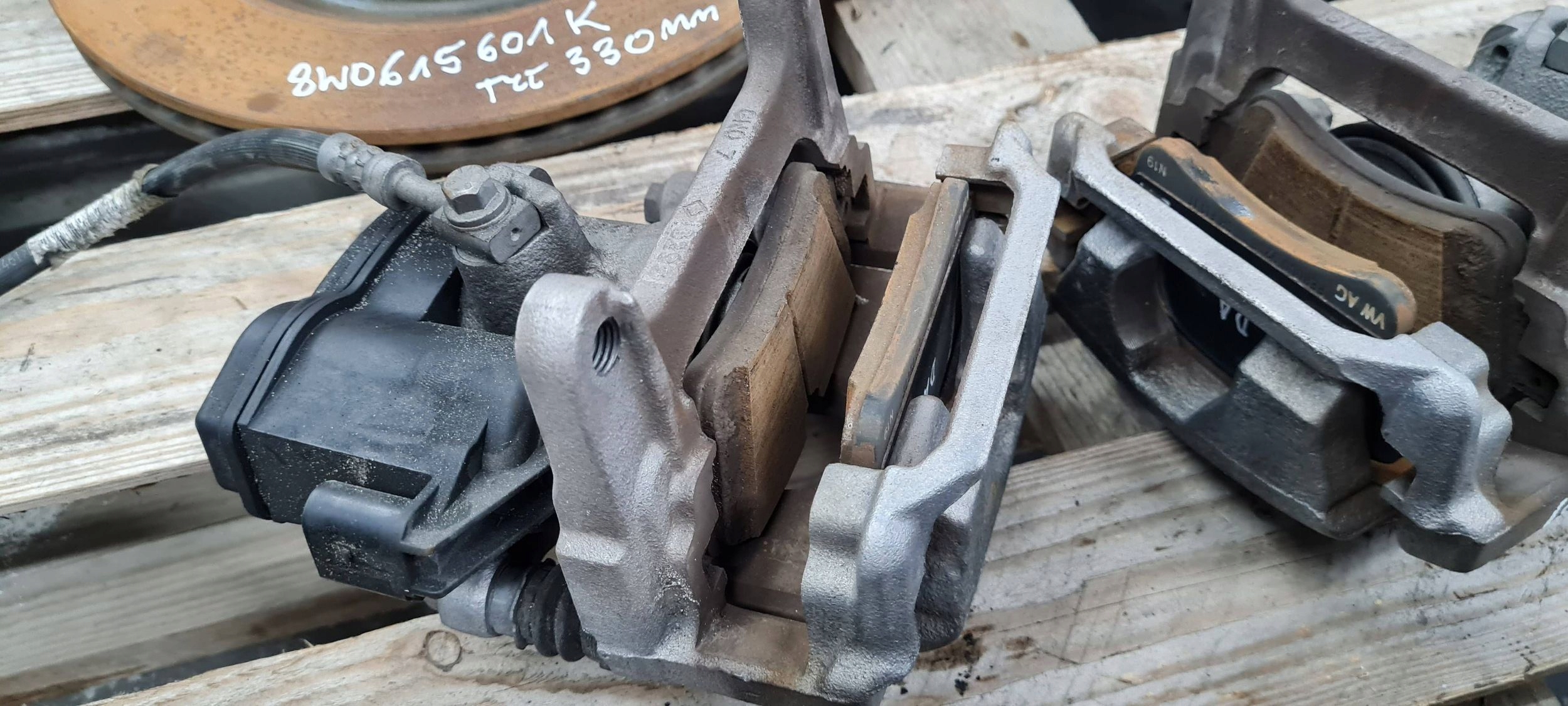 A5 8W caliper calipers brake discs rear part rear. 330MM A4 B9 8W Q5 80A
