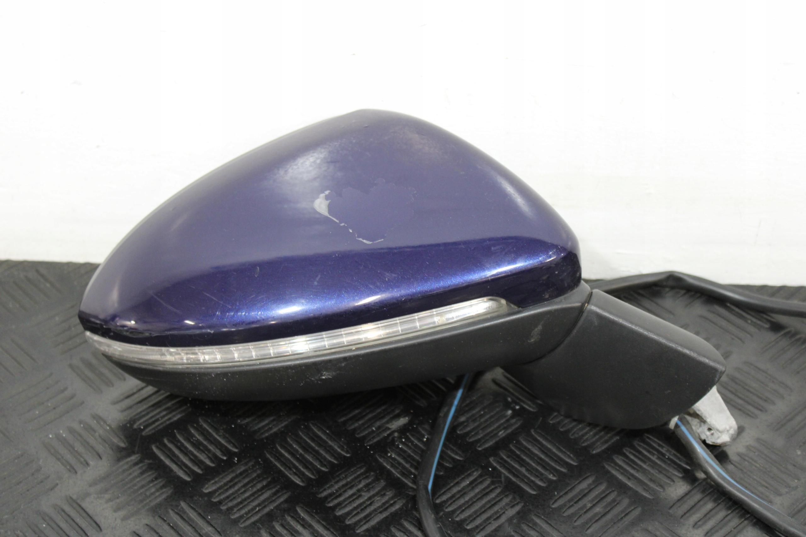 mirror right 10 vertical VW GOLF SPORTSVAN 510