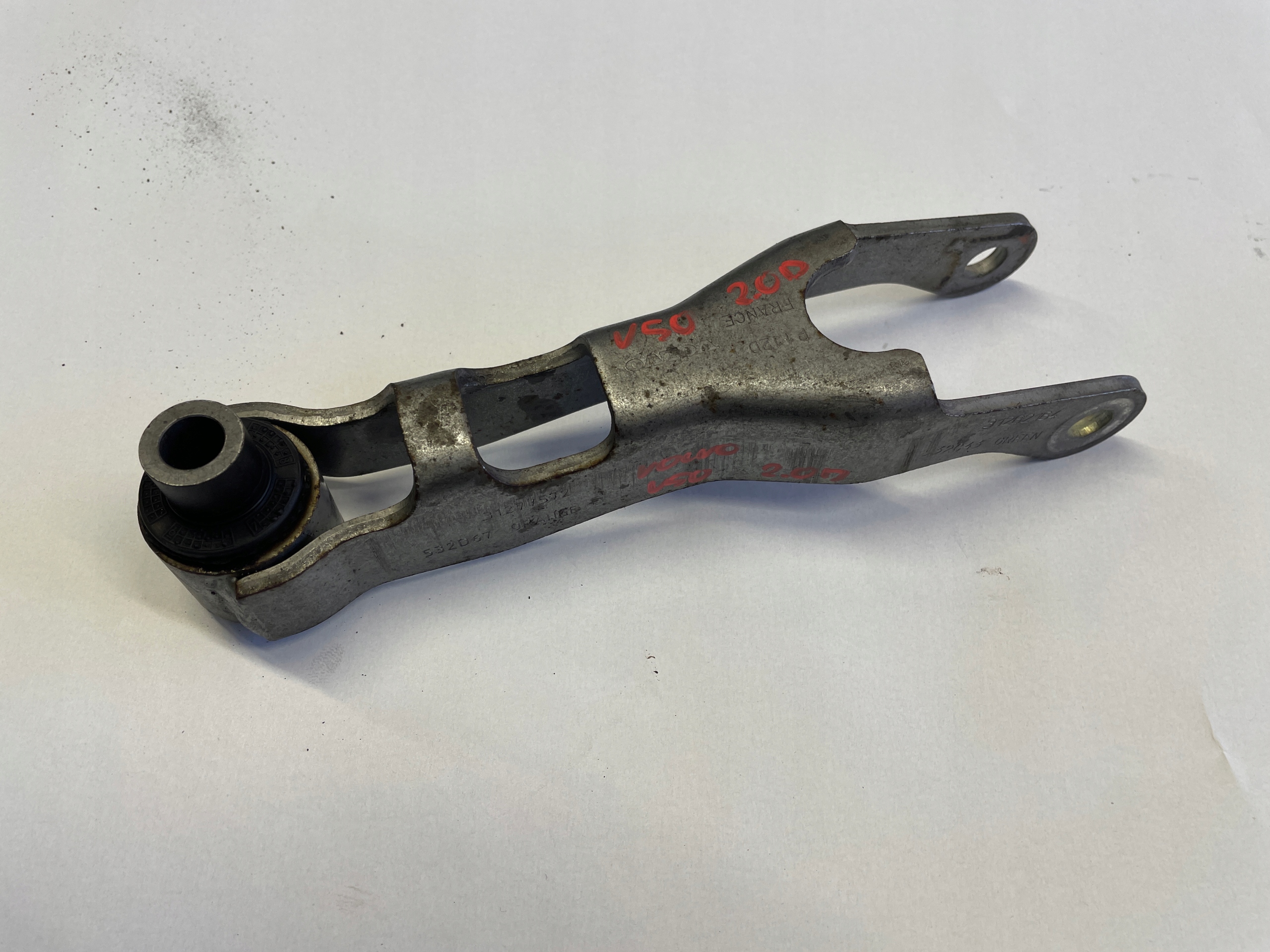 VOLVO V50 2.0D support engine mount 31277572