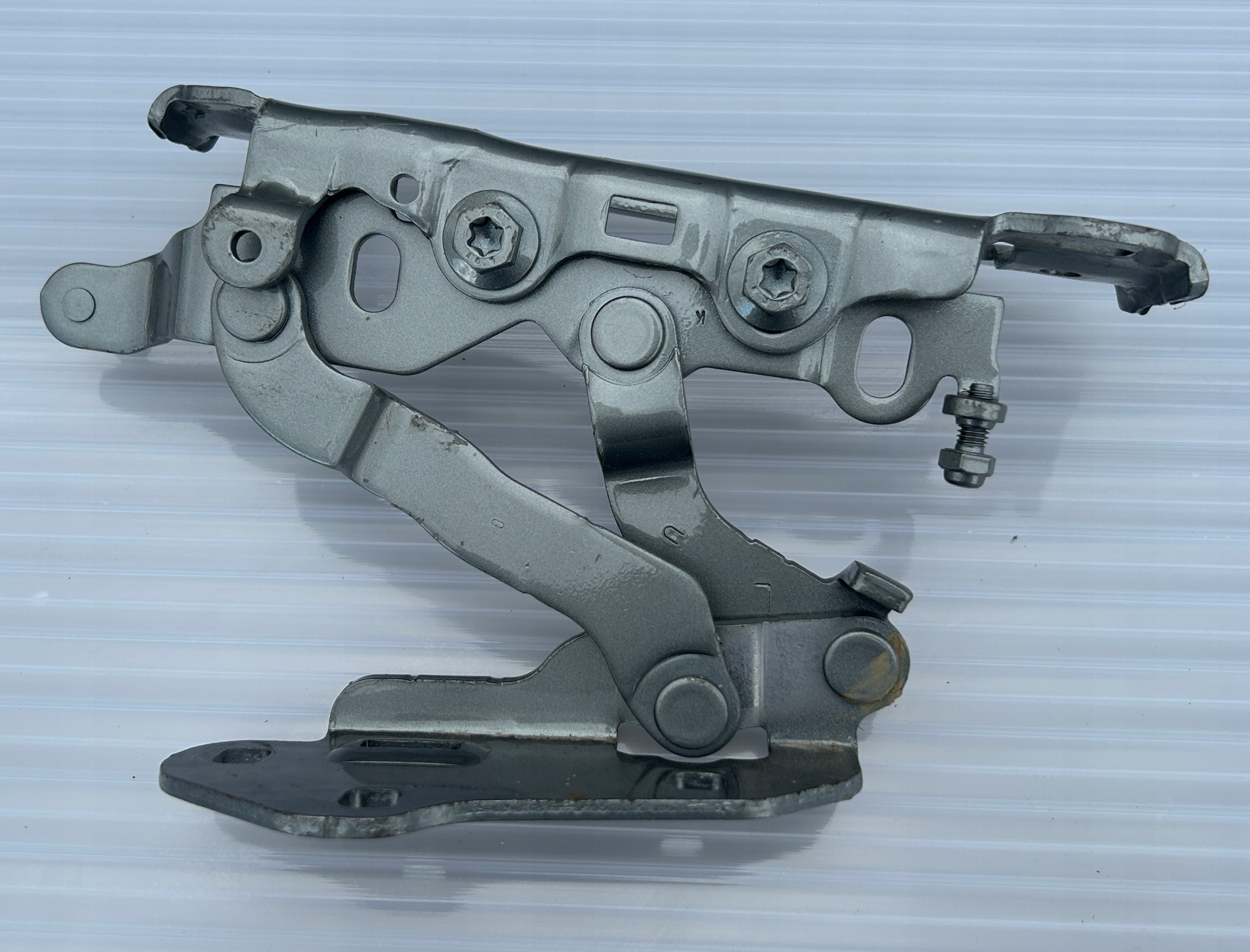 hinge bonnets right + left MERCEDES C-KLASA 204