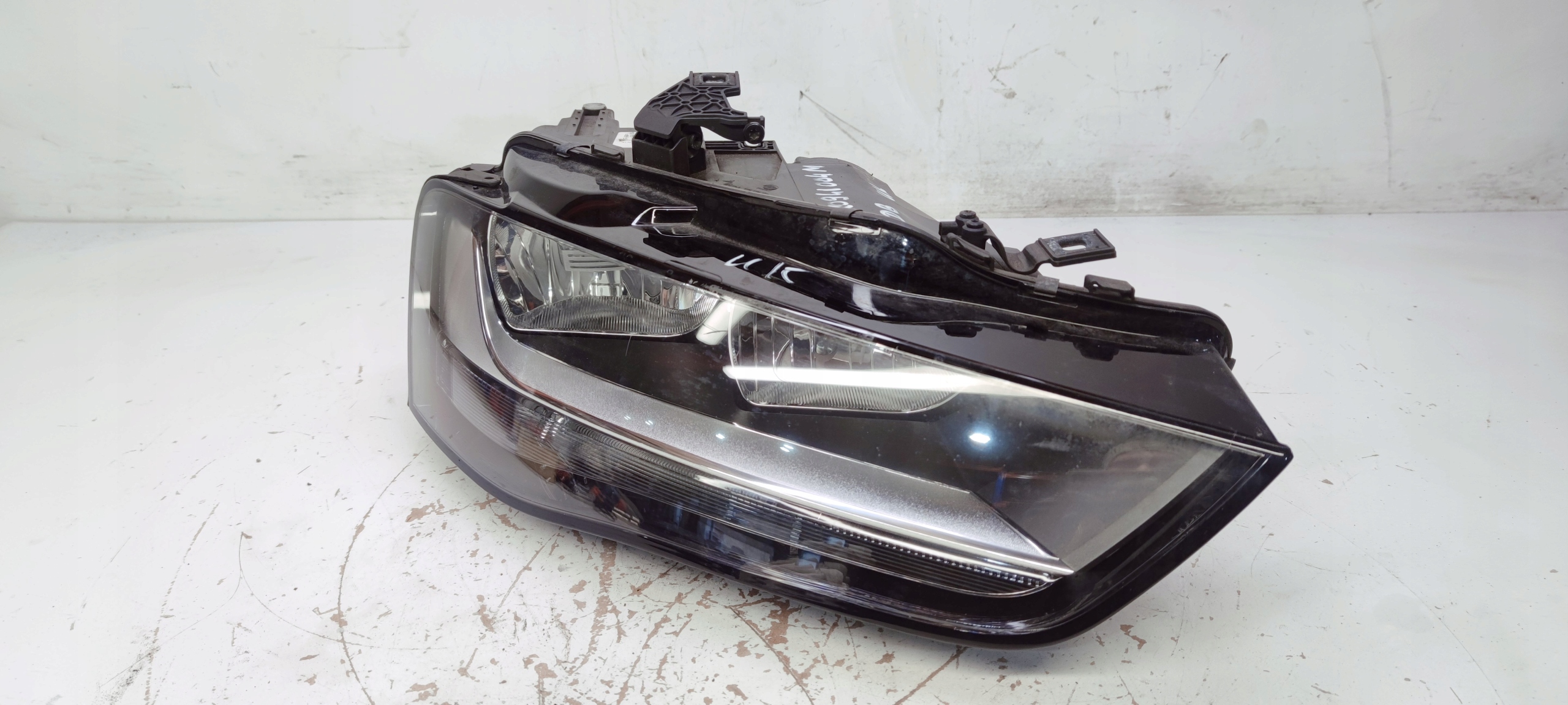 REFLEKTOR right AUDI A4 B8 LIFT UK 8K0941004M BDB
