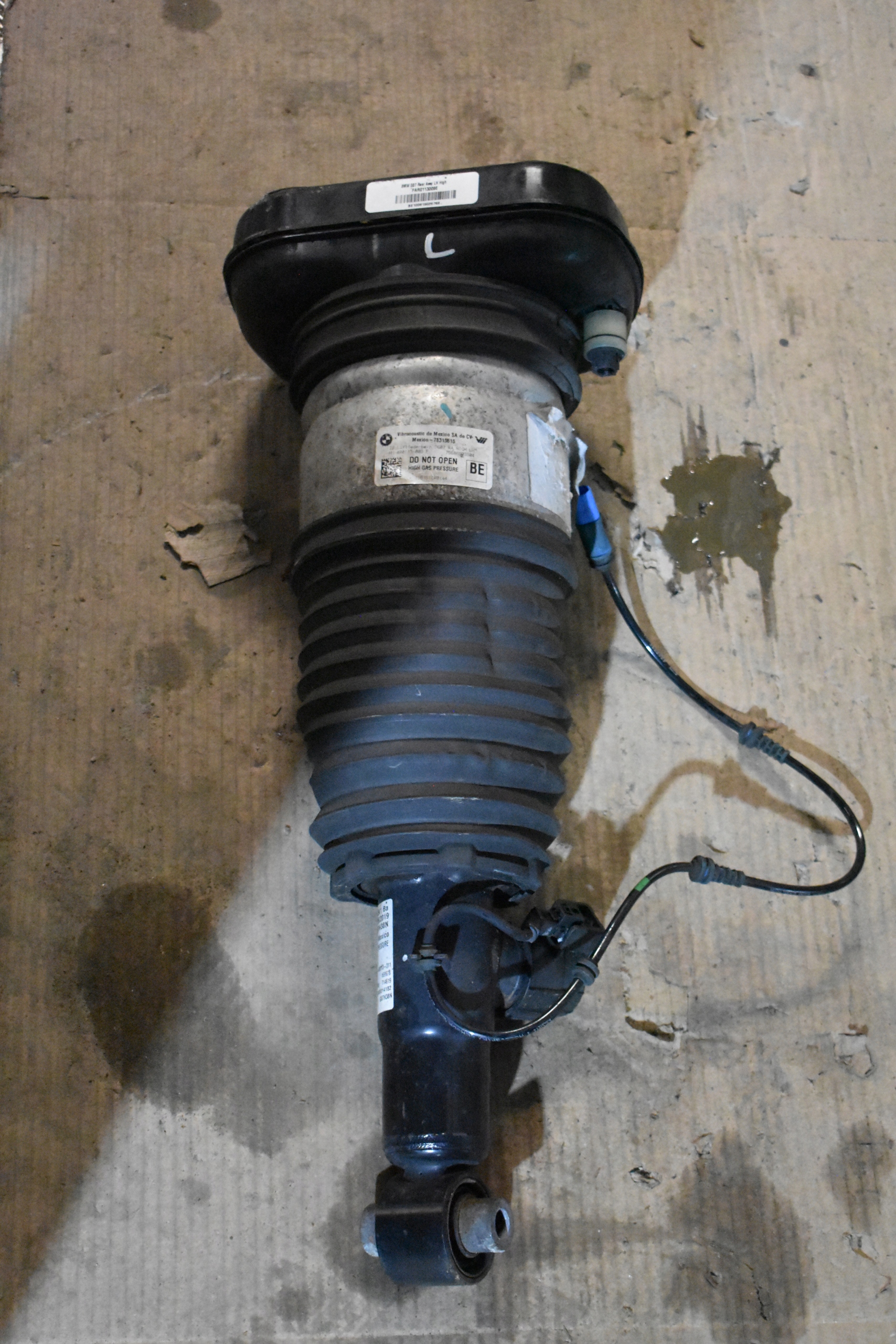IDEALNY shock absorber rear left VDC BMW G07 X7 1 9