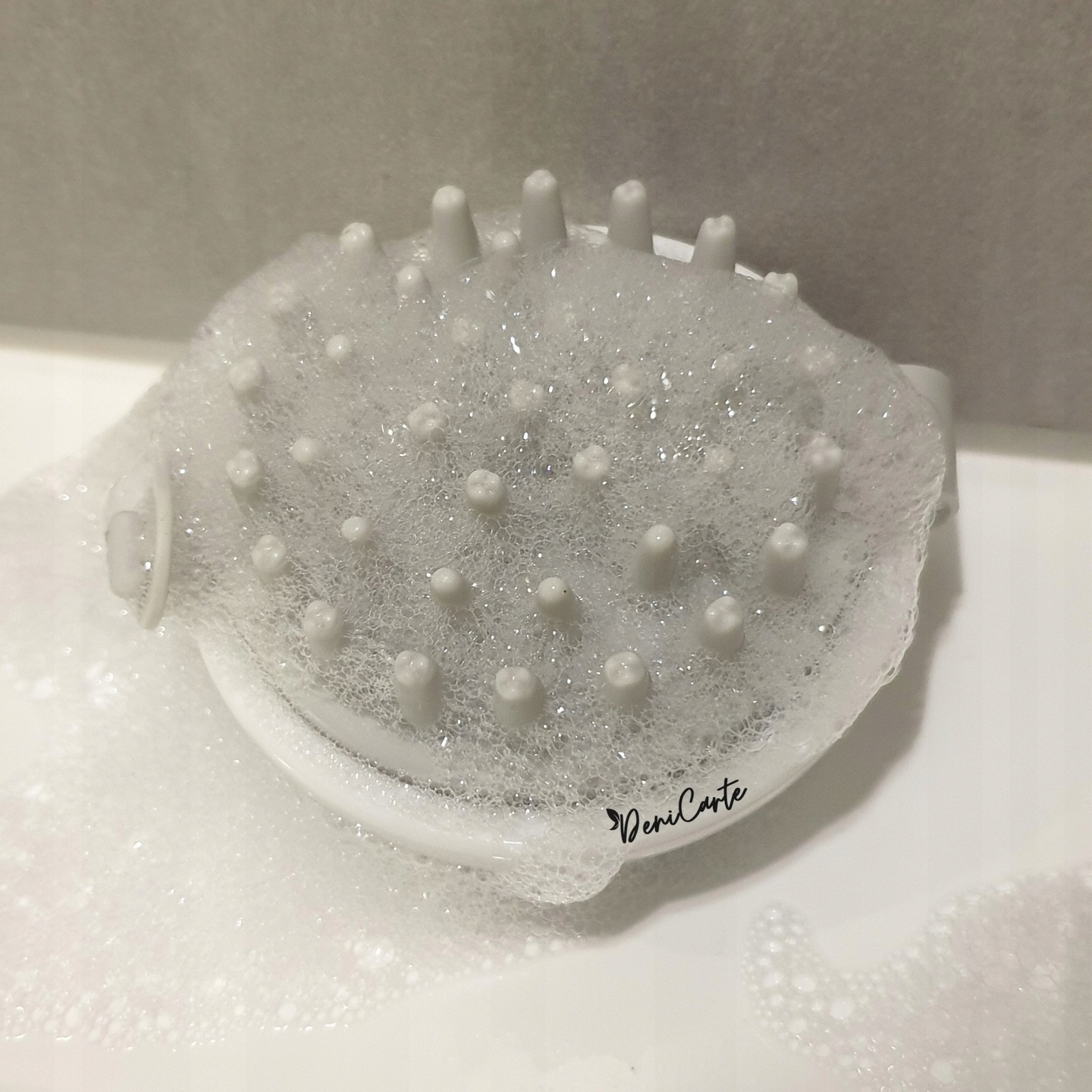 SZCZOTKA MASAŻER DO MYCIA WŁOSÓW GŁOWY CIAŁA Typ szczotki