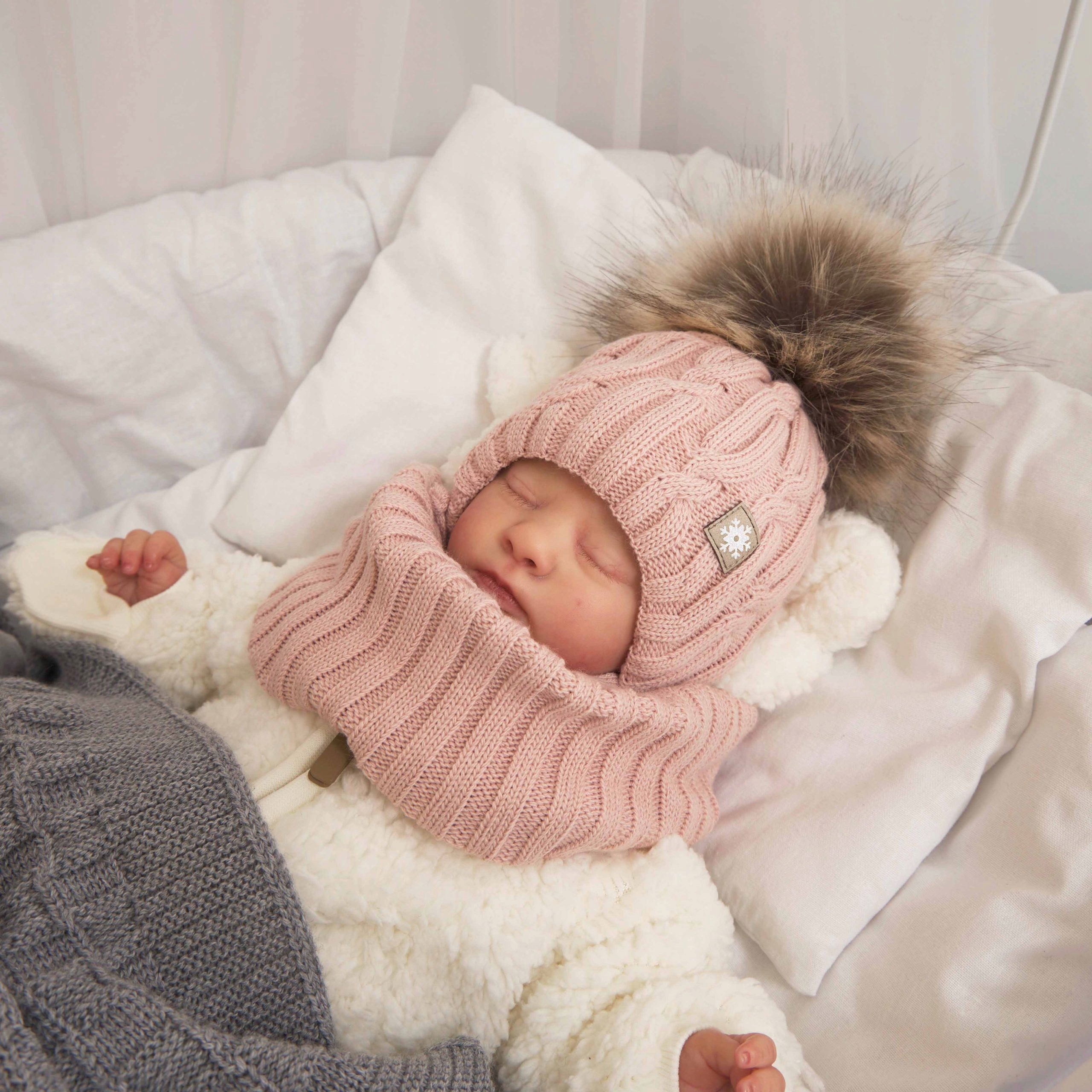 Komplet zimowy DZIECIĘCY ocieplany CZAPKA WIĄZANA KOMIN 50-52cm, 3-5 lat Płeć chłopcy dziewczynki