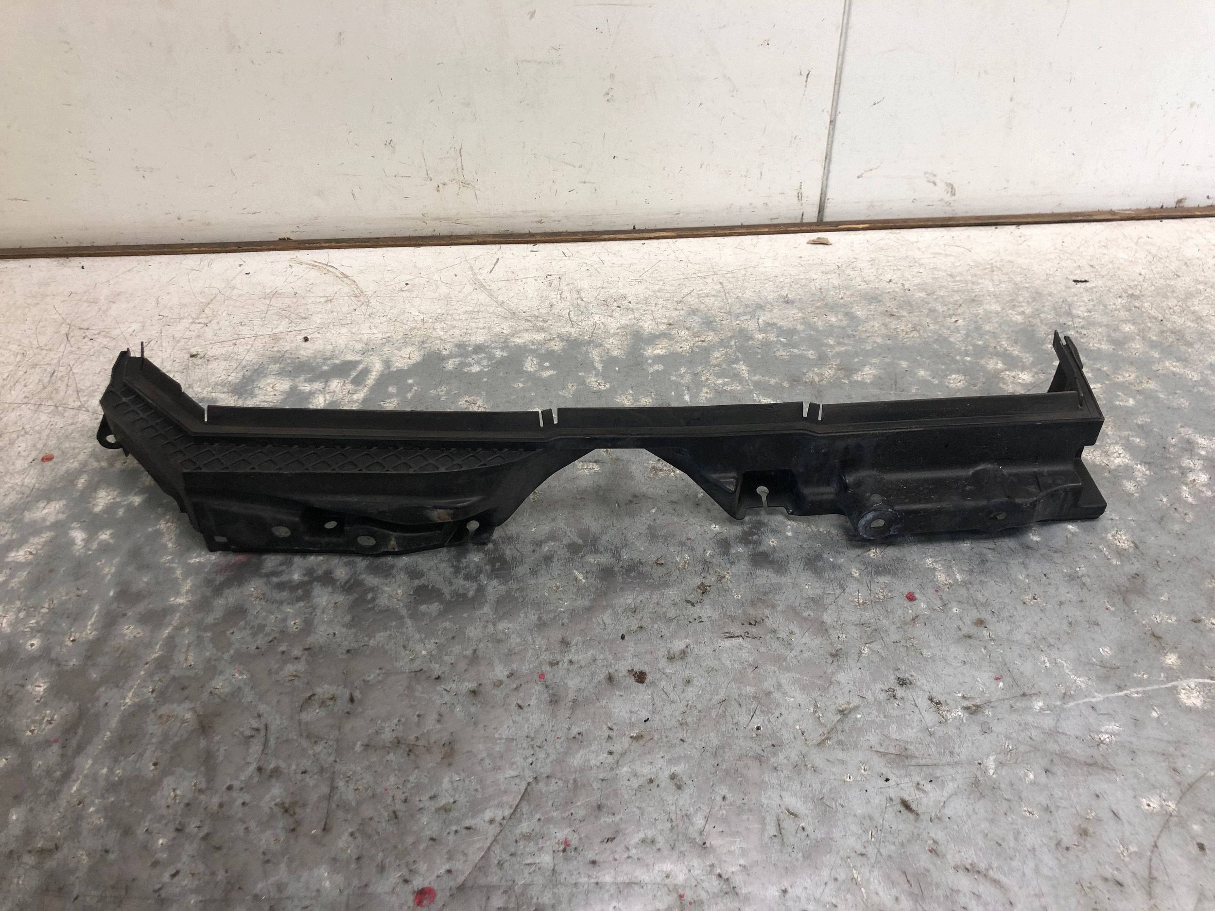 přívod vzduchovod OPEL ASTRA K KOMBI 13487731