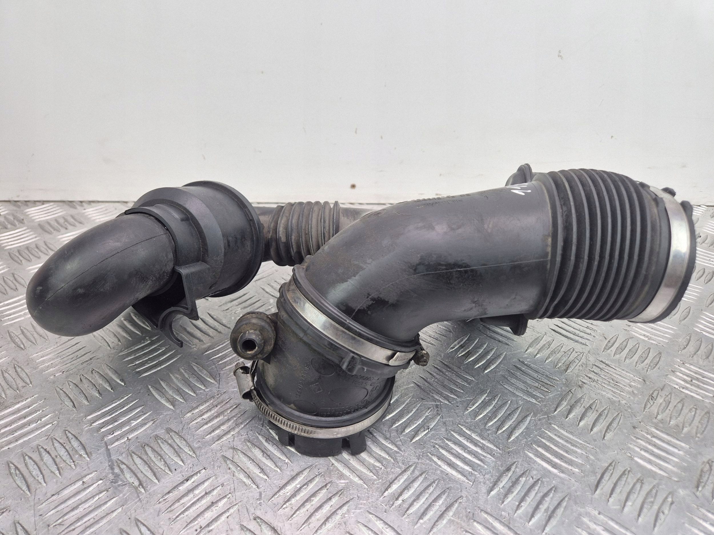 BMW 3 E90 E91 330i Rezonator dolotu 7559121 N52B30AF