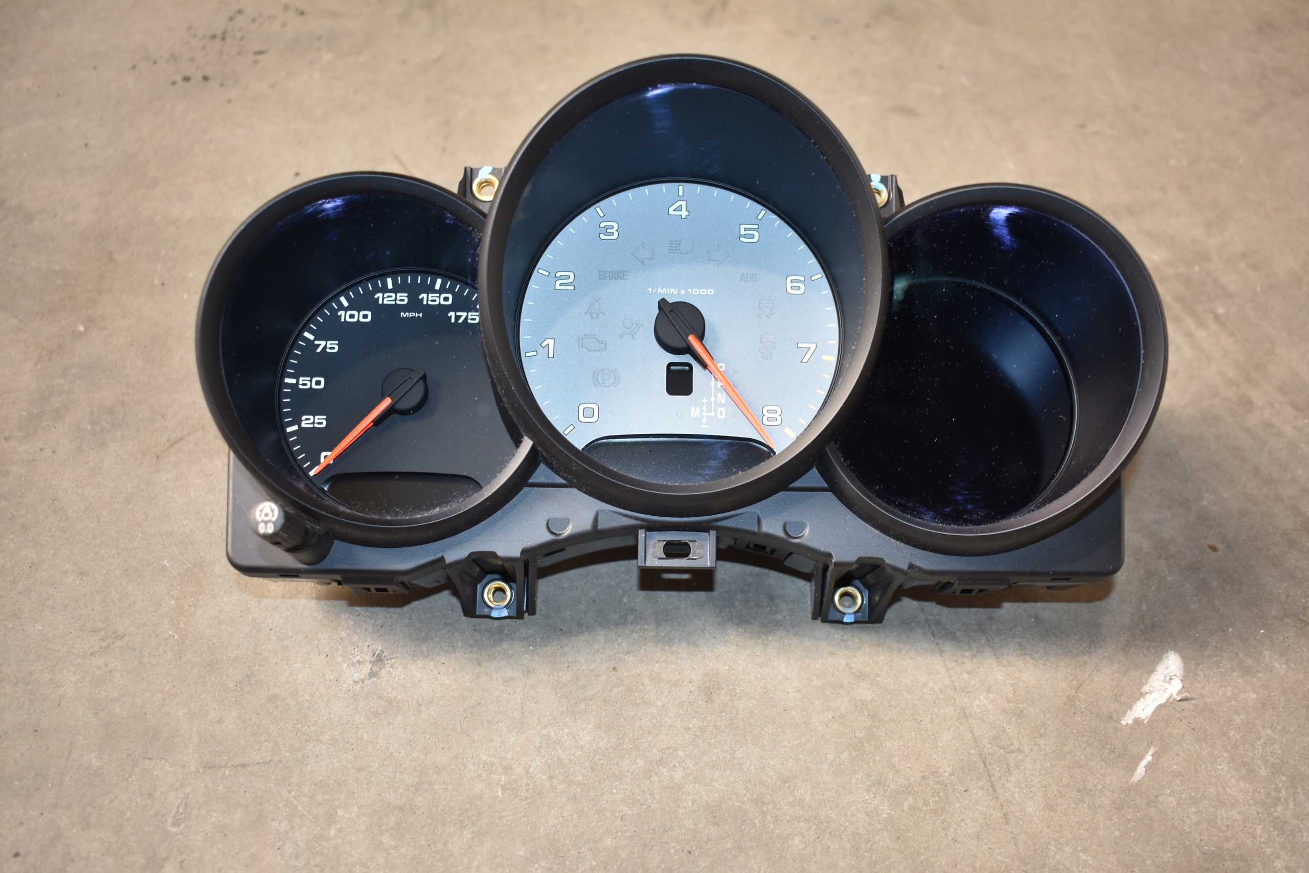 IDEALNY dials dials PORSCHE MACAN 1