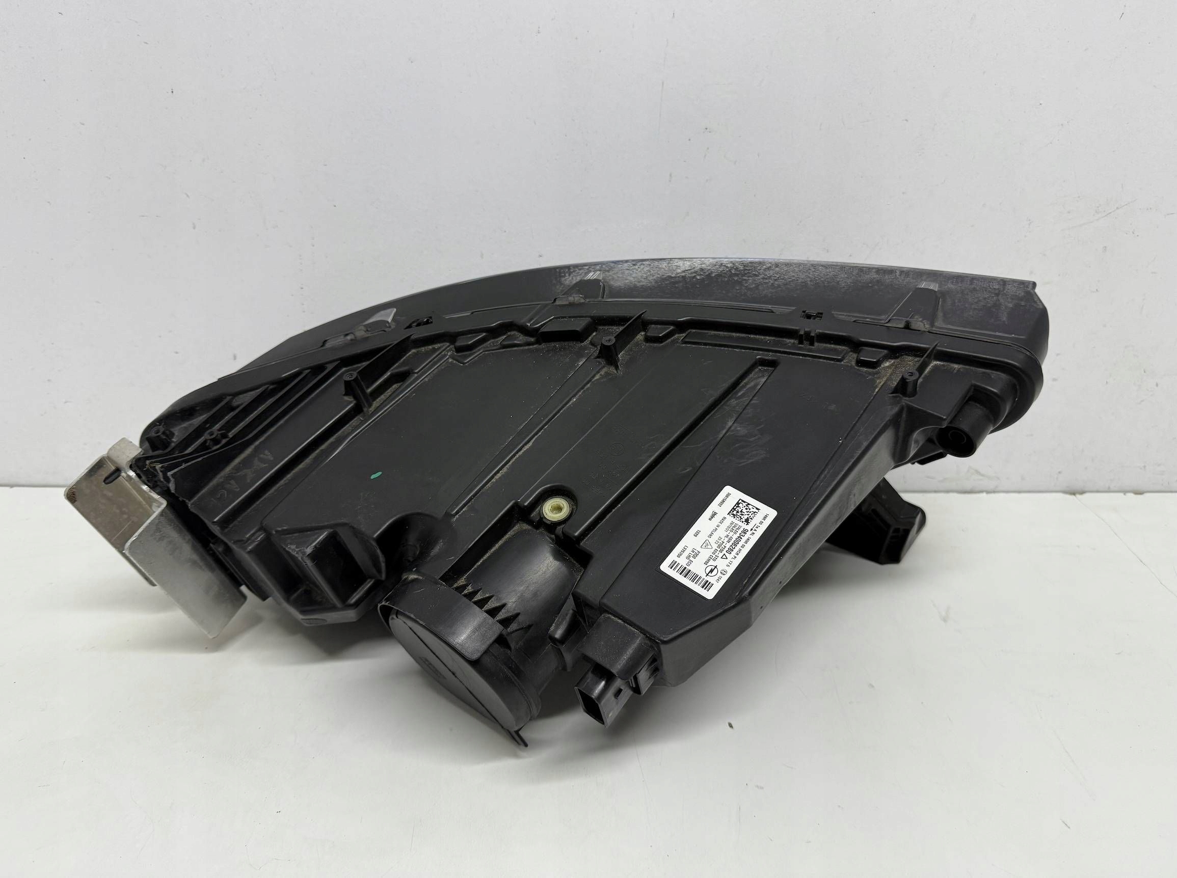 OPEL MOKKA II 2 MOKA light left front 9834008280