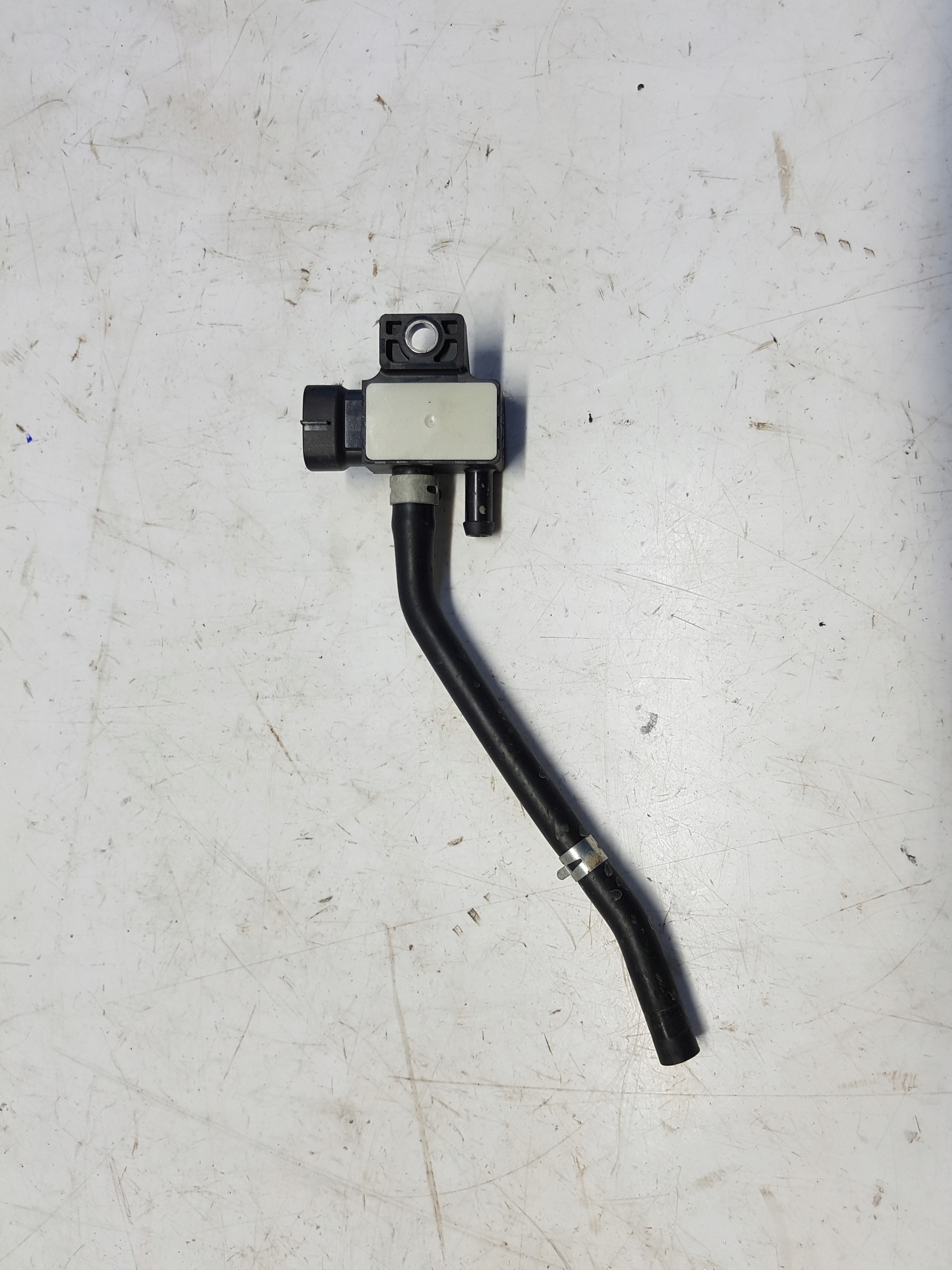 TOYOTA COROLLA E21 Sensor Druck 89481-71010