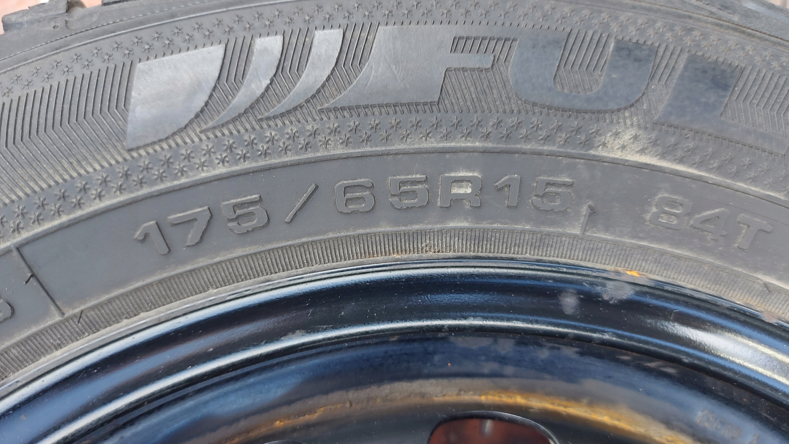 FULDA KRISTALL MONTERO 2 175/65R15 tyres winter 5,5mm