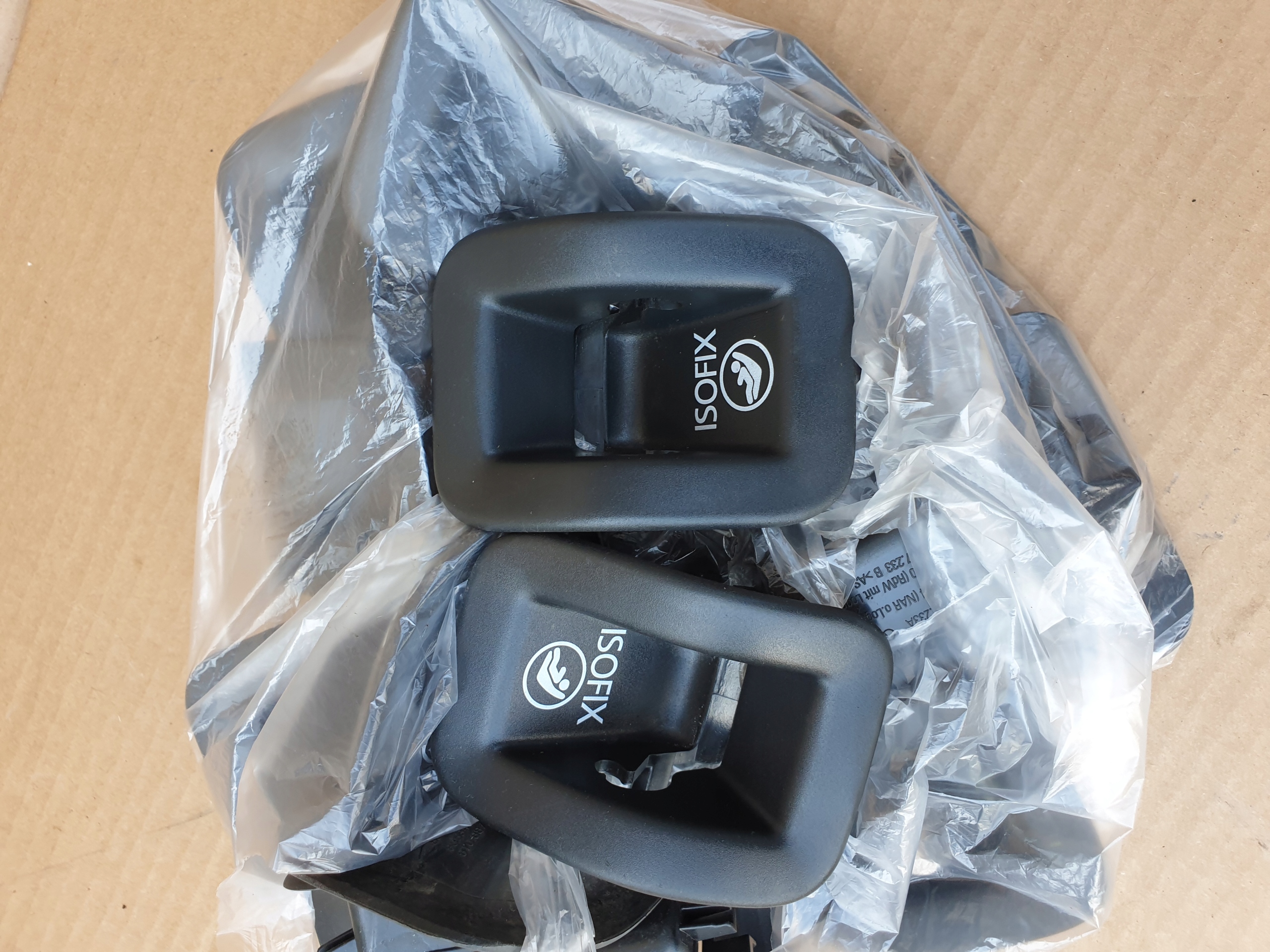 ЗАГЛУШКА ЗАЩИТА СИДЕНЬЯ ISOFIX AUDI A4 B8 A5tk