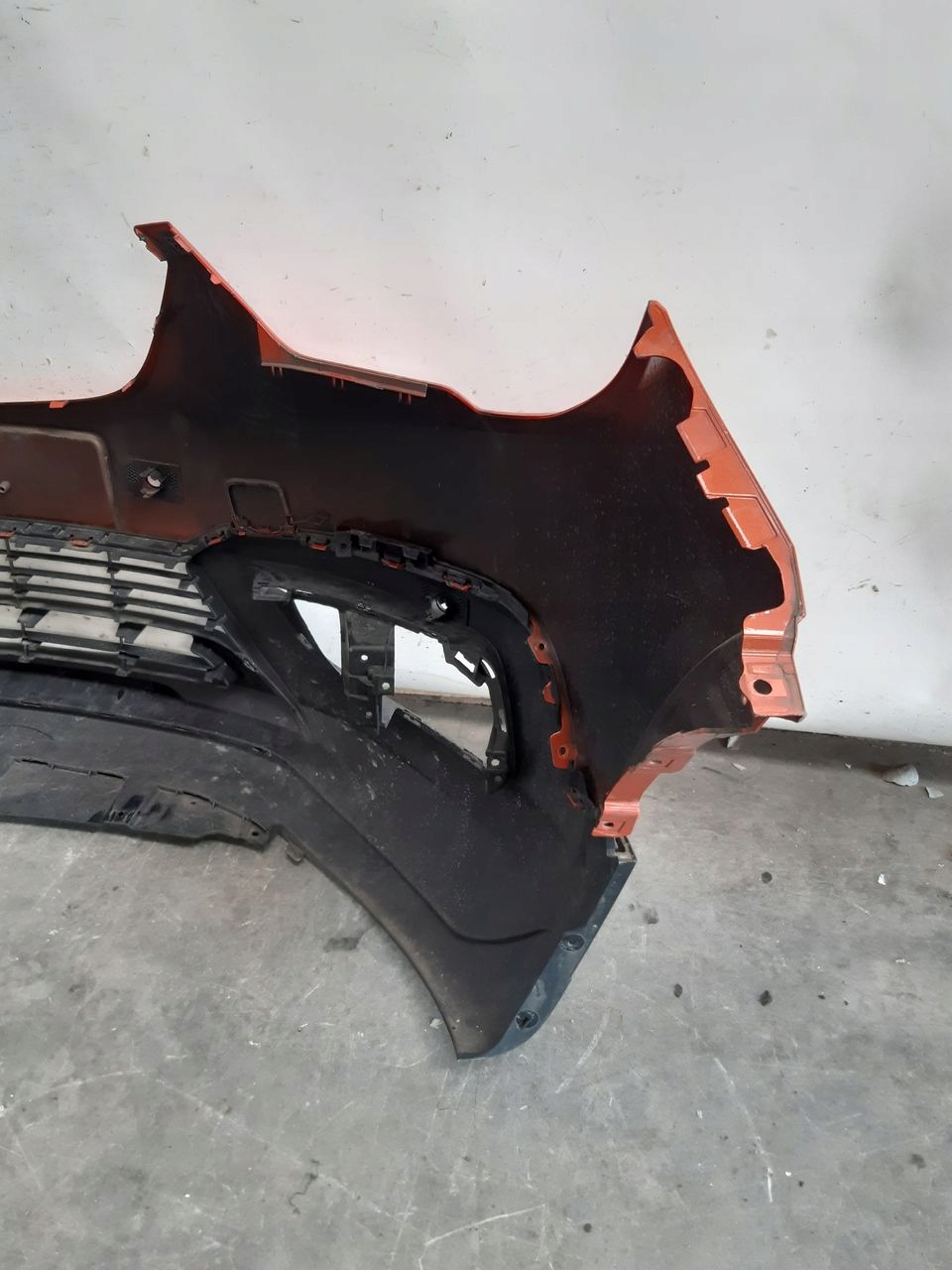 nárazník předek přední Opel Corsa F
