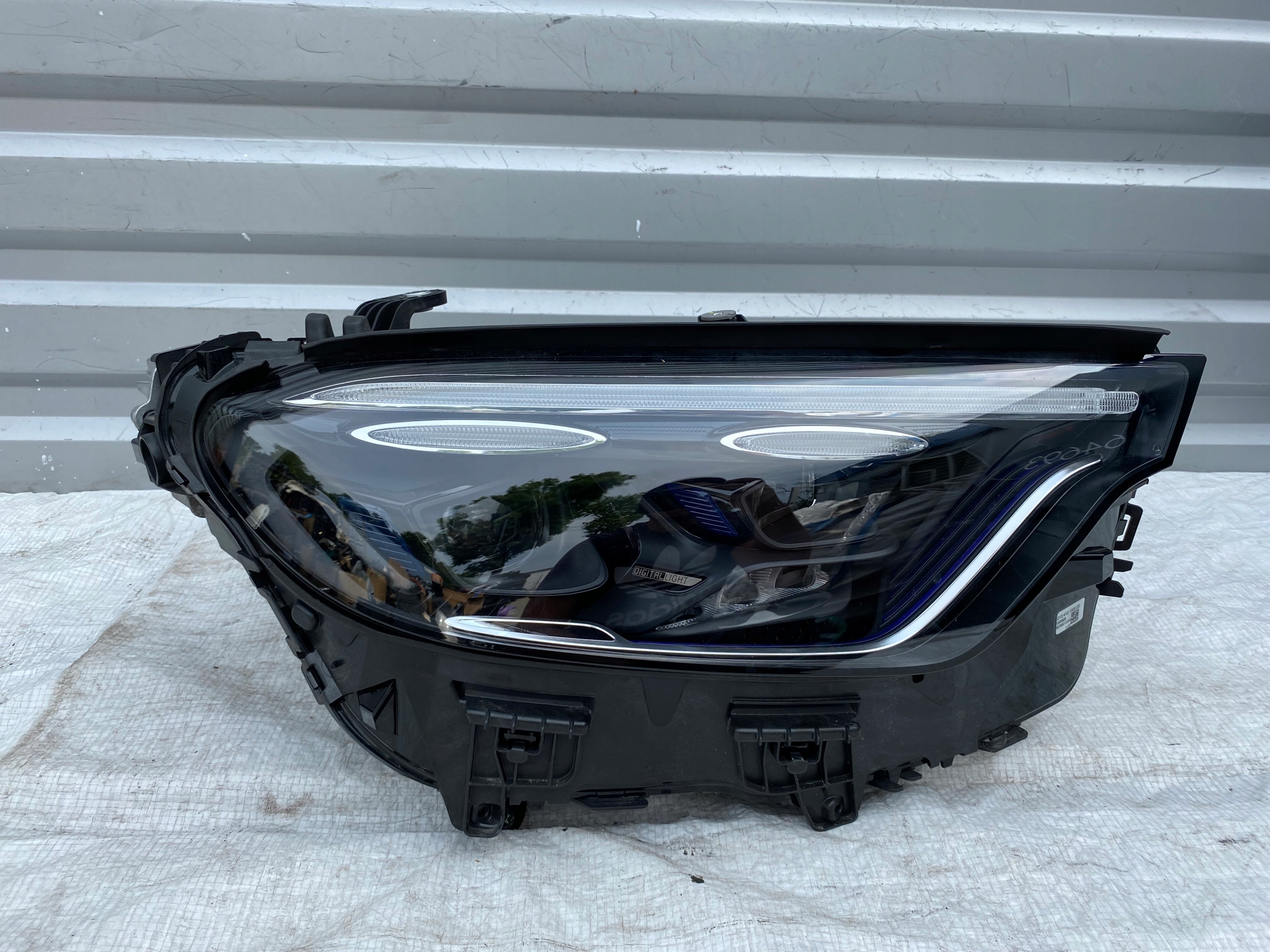 MERCEDES GLC 254 LAMPA PRZEDNIA DIGITAL LIGHT