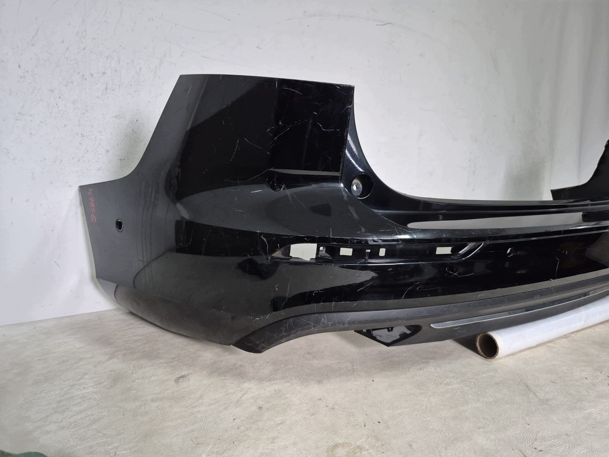 VOLVO V60 II 2 18- bumper rear part rear PDC 31455660