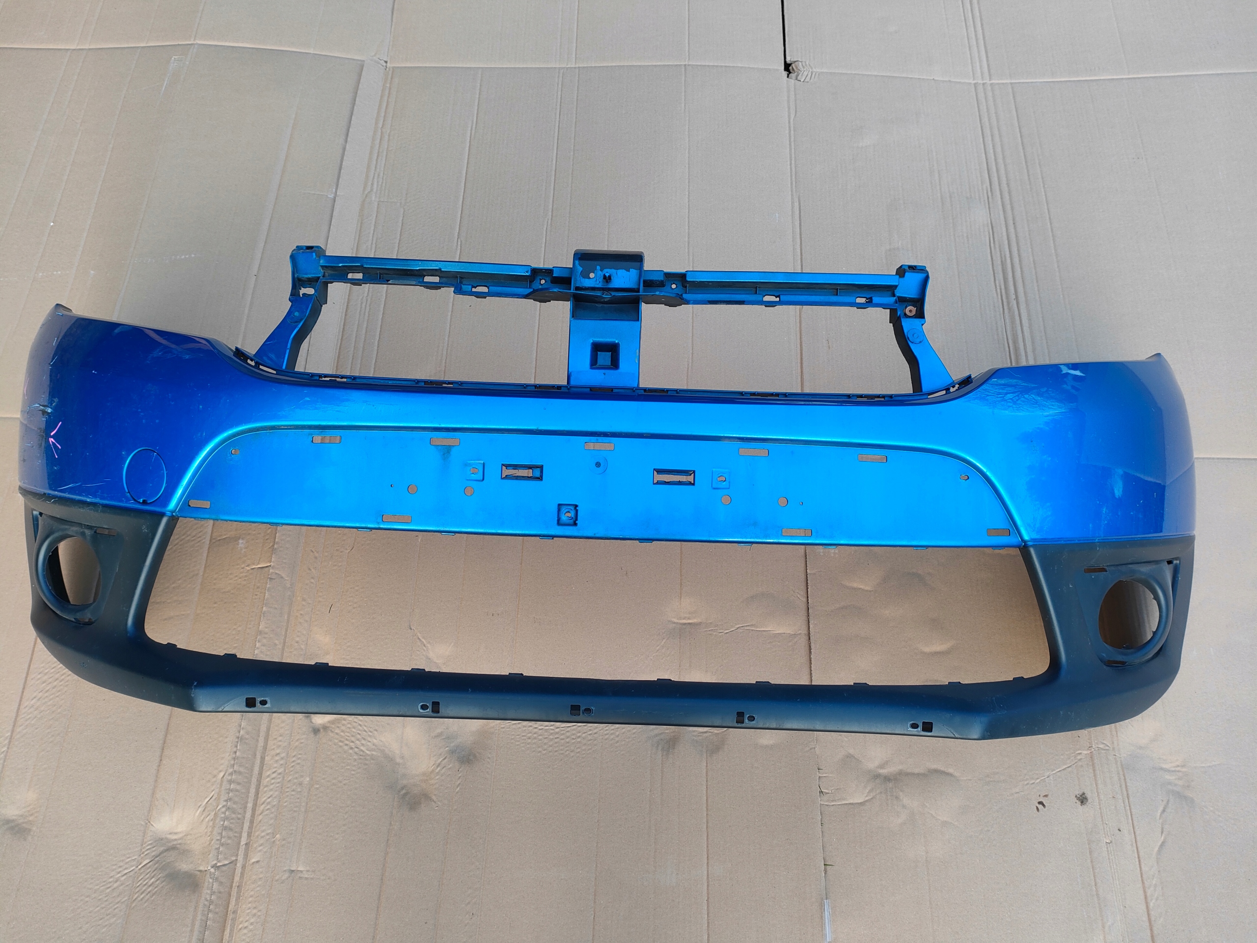 Dacia Sandero II Logan II bumper front front 620229493R