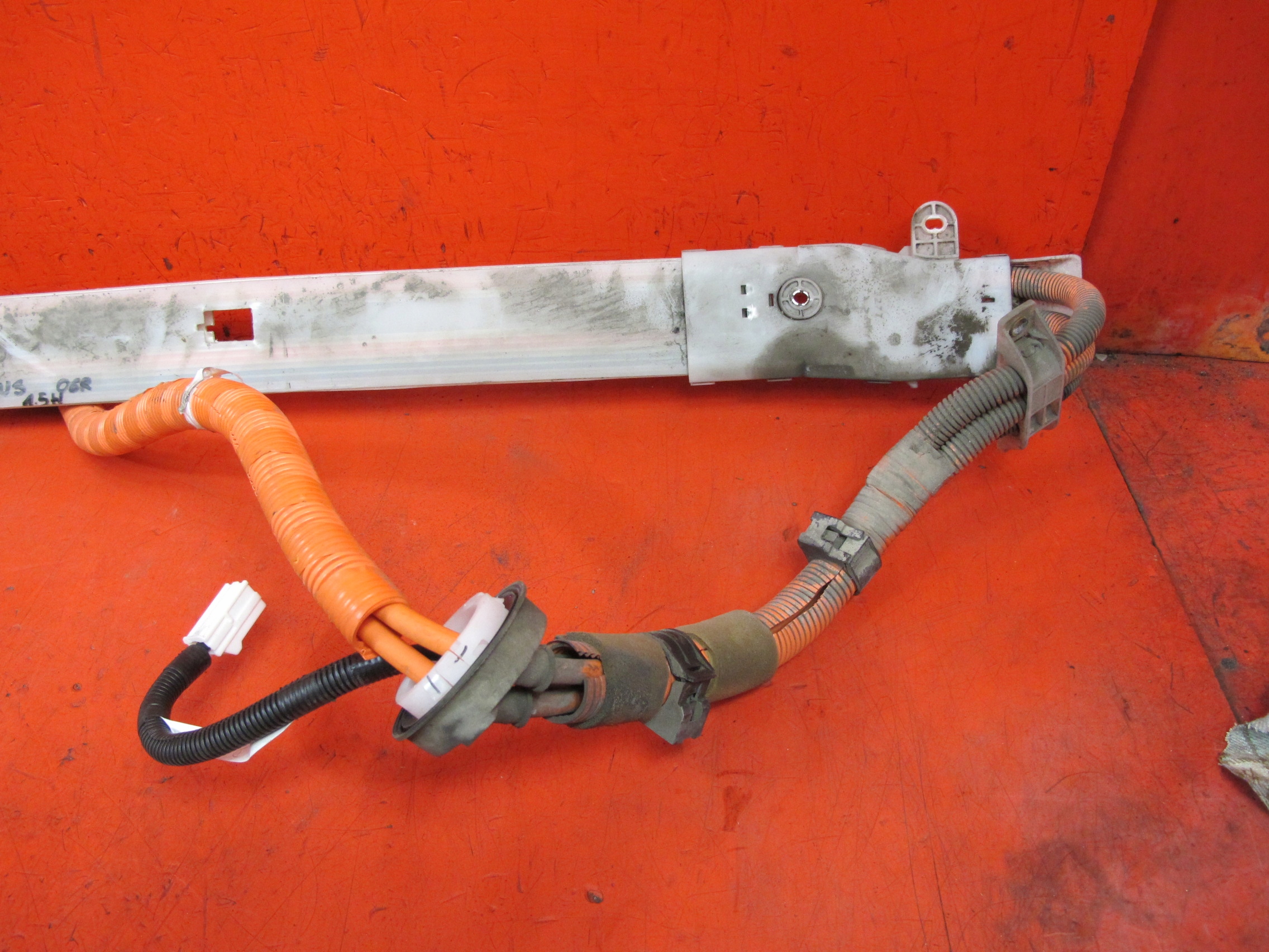 TOYOTA PRIUS II W20 1.5 H 03- cable battery