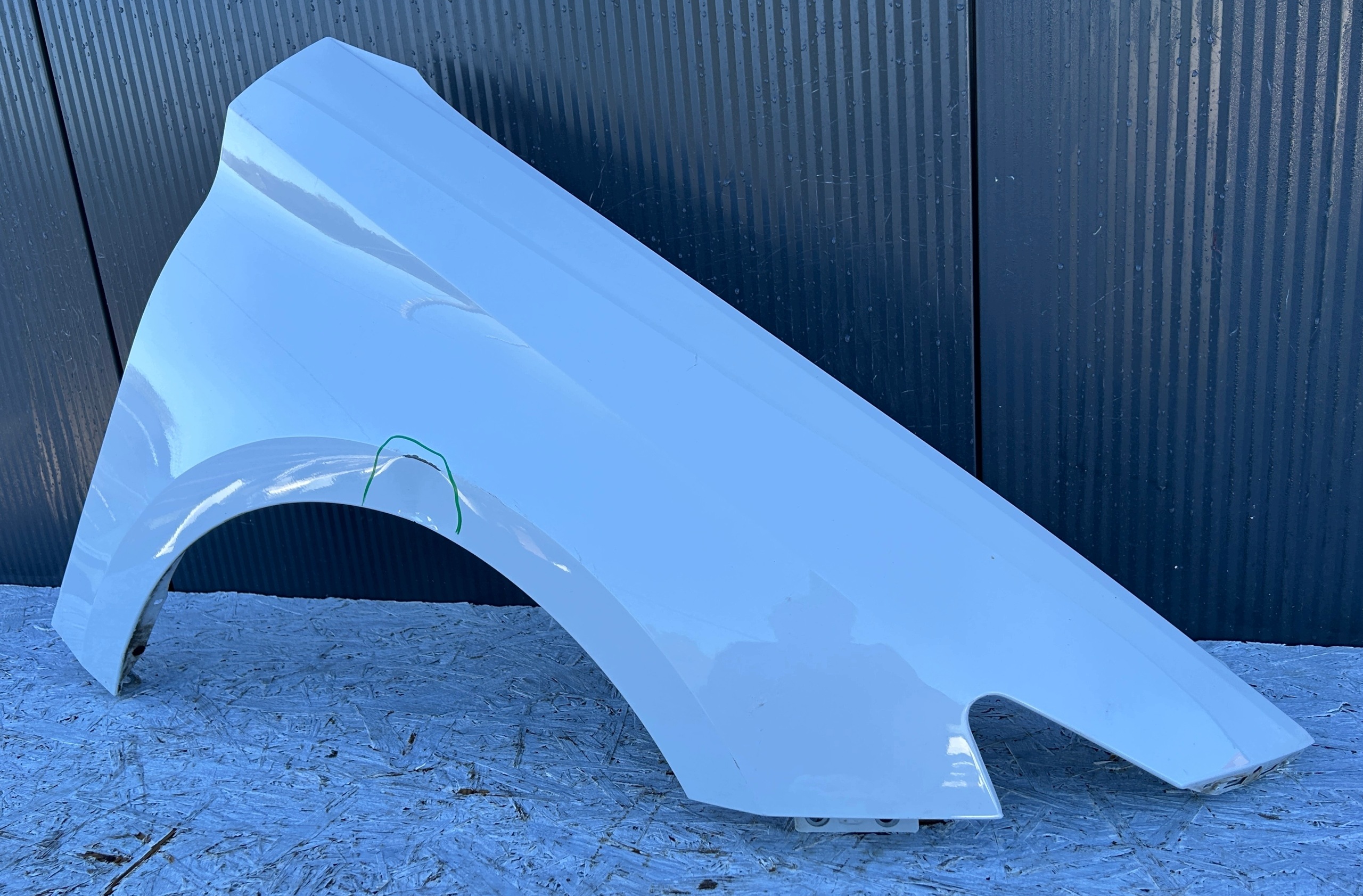 fender right front front SEAT LEON IV 20