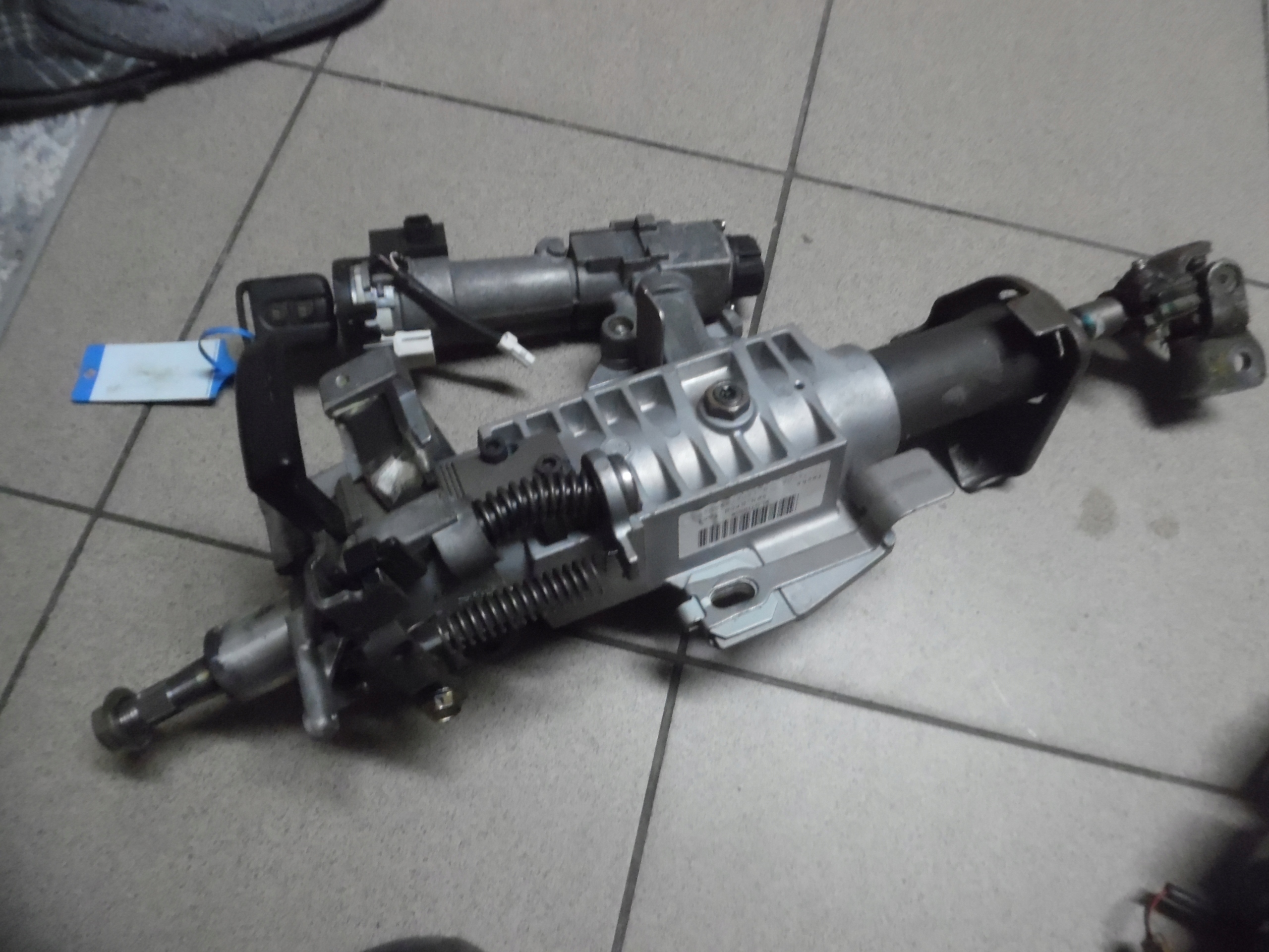 Y7y7y7yF - Nissan navara D40 рулевая колонка