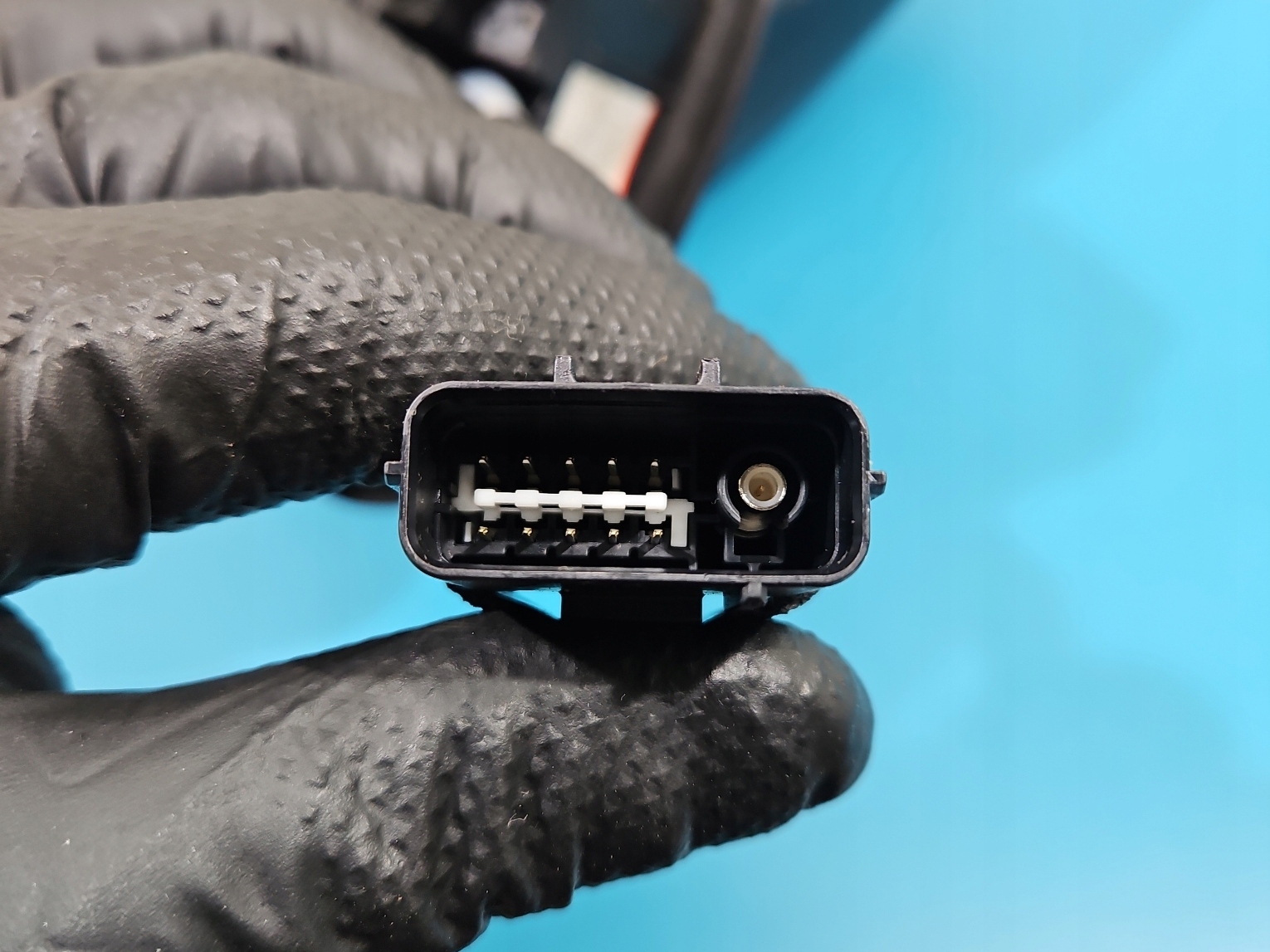 зеркало правое kia STINGER европа